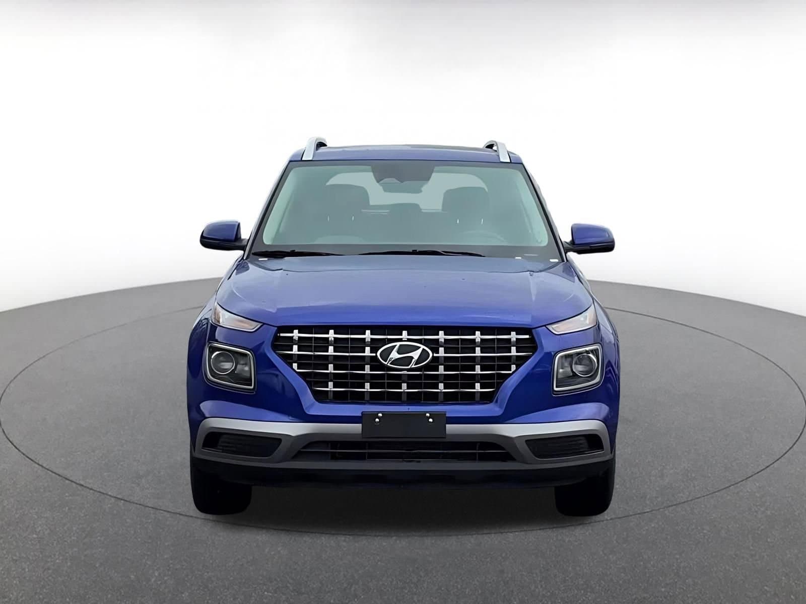 Thumbnail: 2025 Hyundai Venue - 4