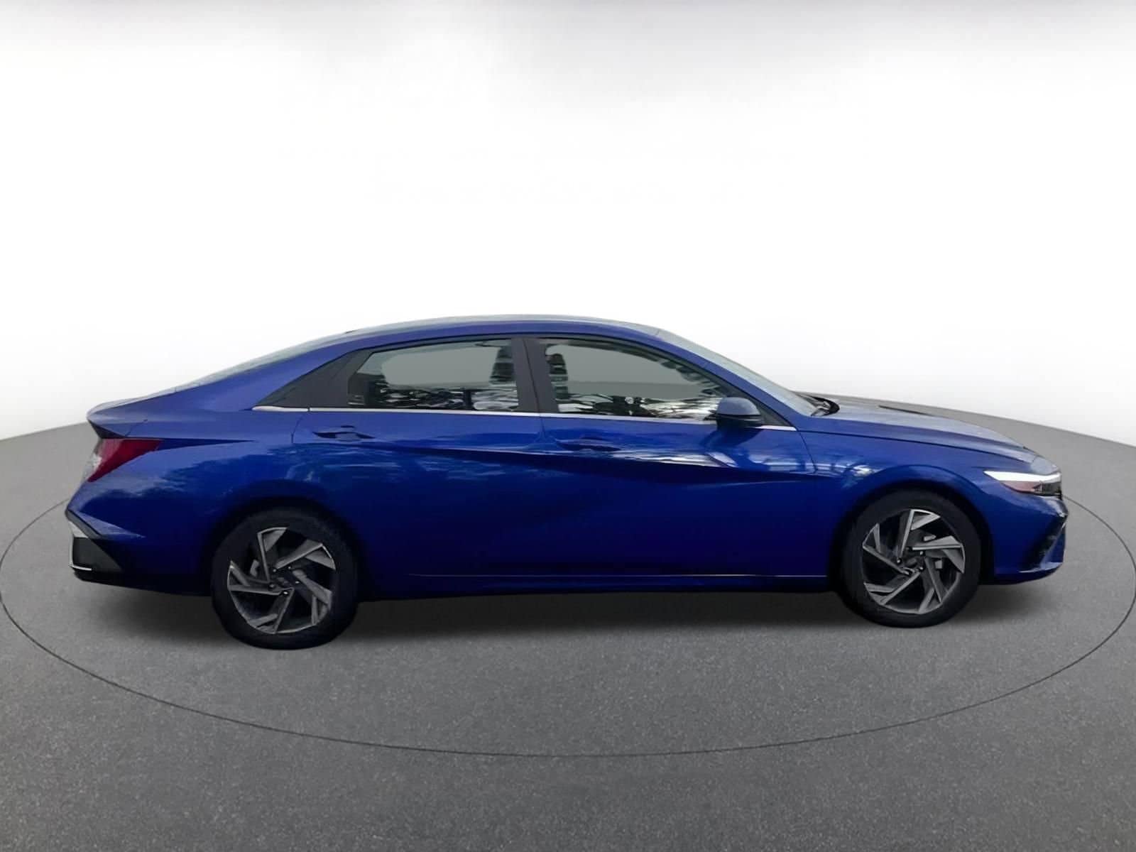 Thumbnail: 2025 Hyundai Elantra - 16