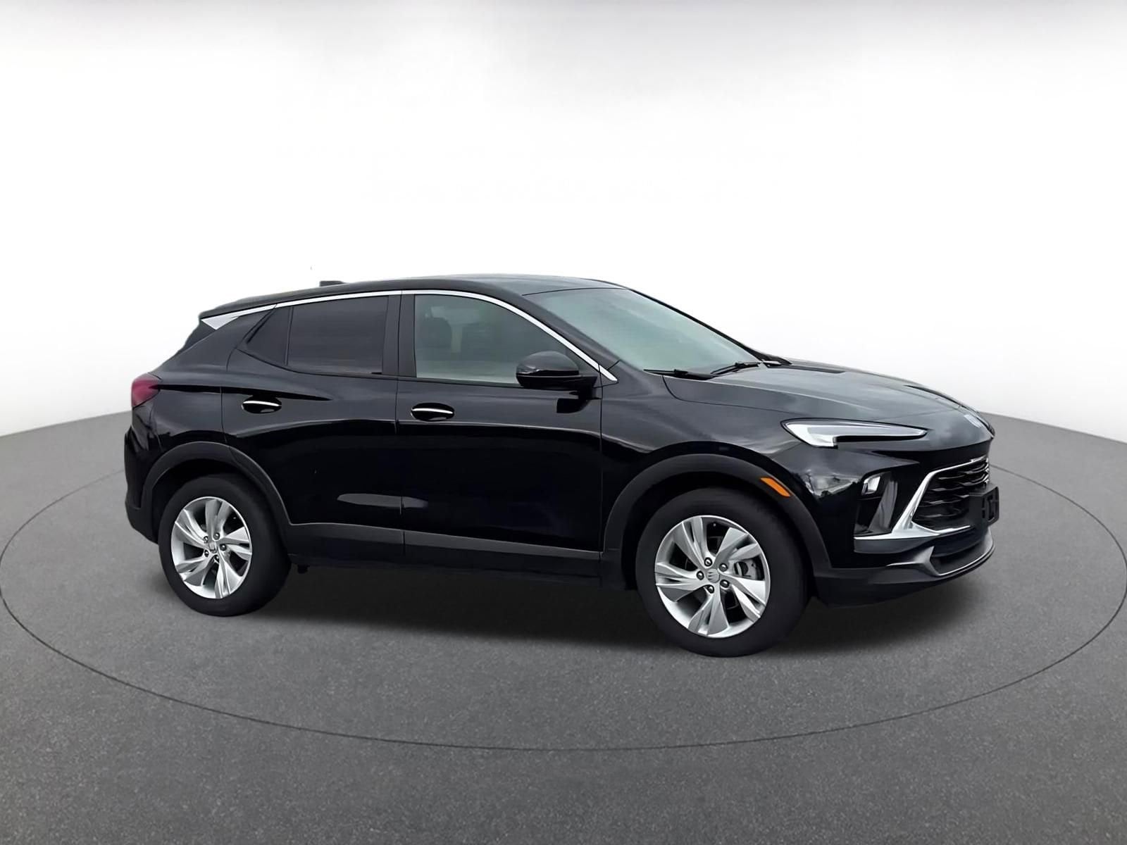 Thumbnail: 2025 Buick Encore GX - 2