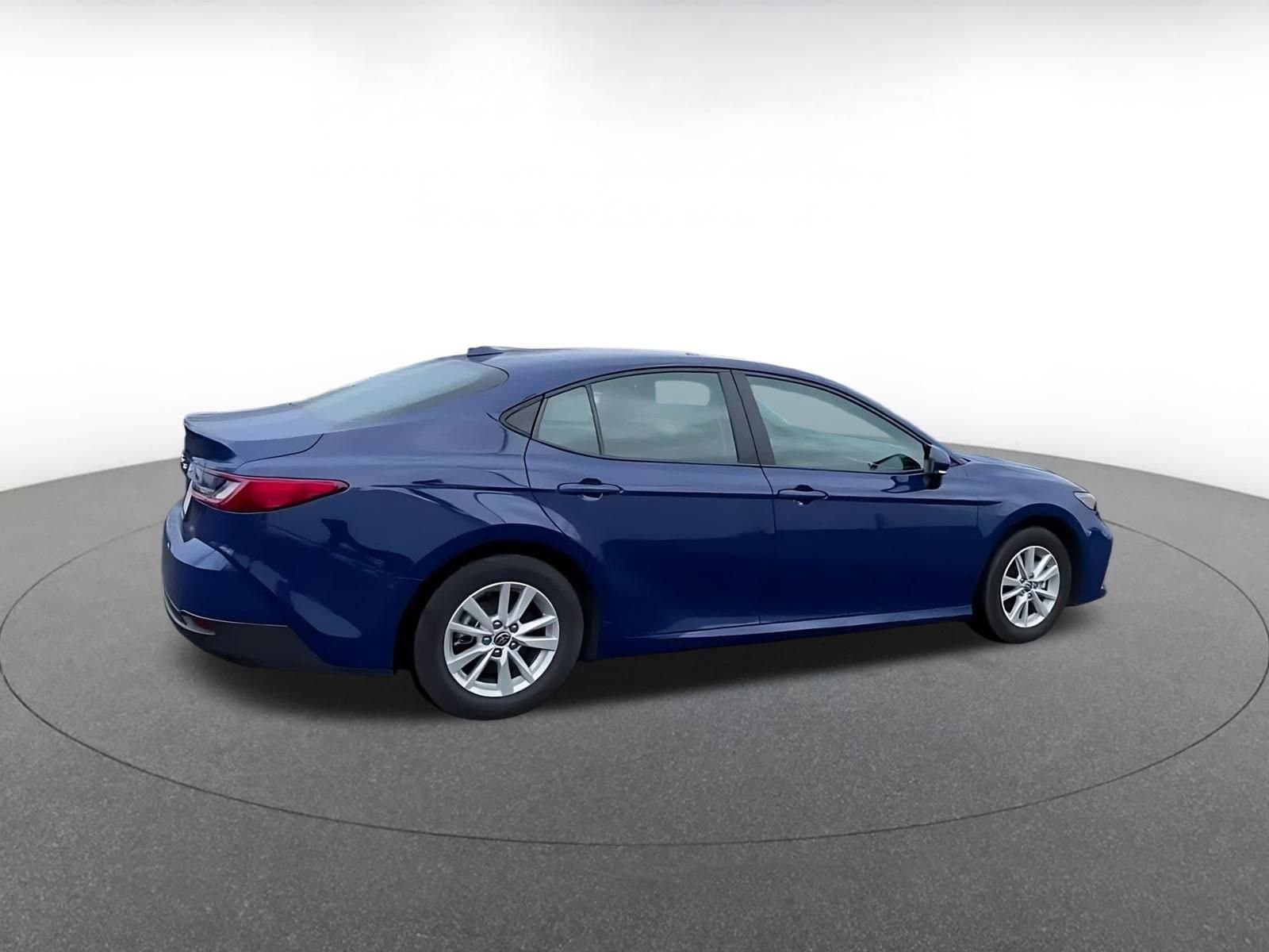 Thumbnail: 2025 Toyota Camry - 14