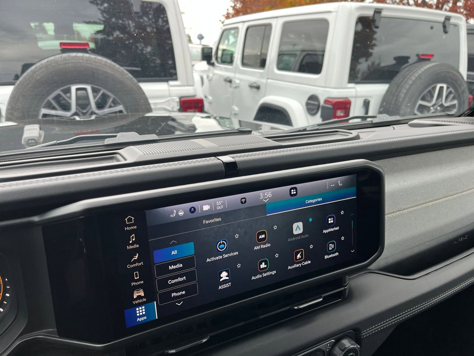 Thumbnail: 2025 Jeep Wrangler - 18