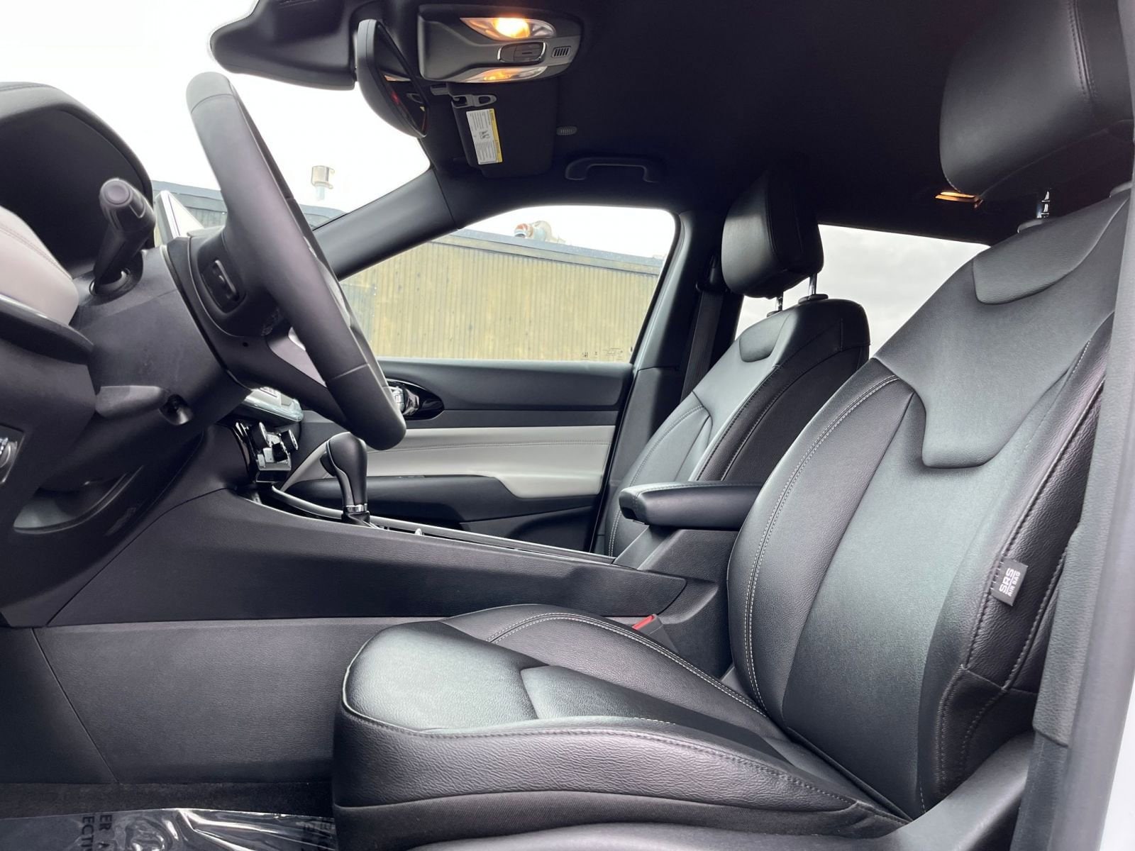 Thumbnail: 2025 Jeep Compass - 29