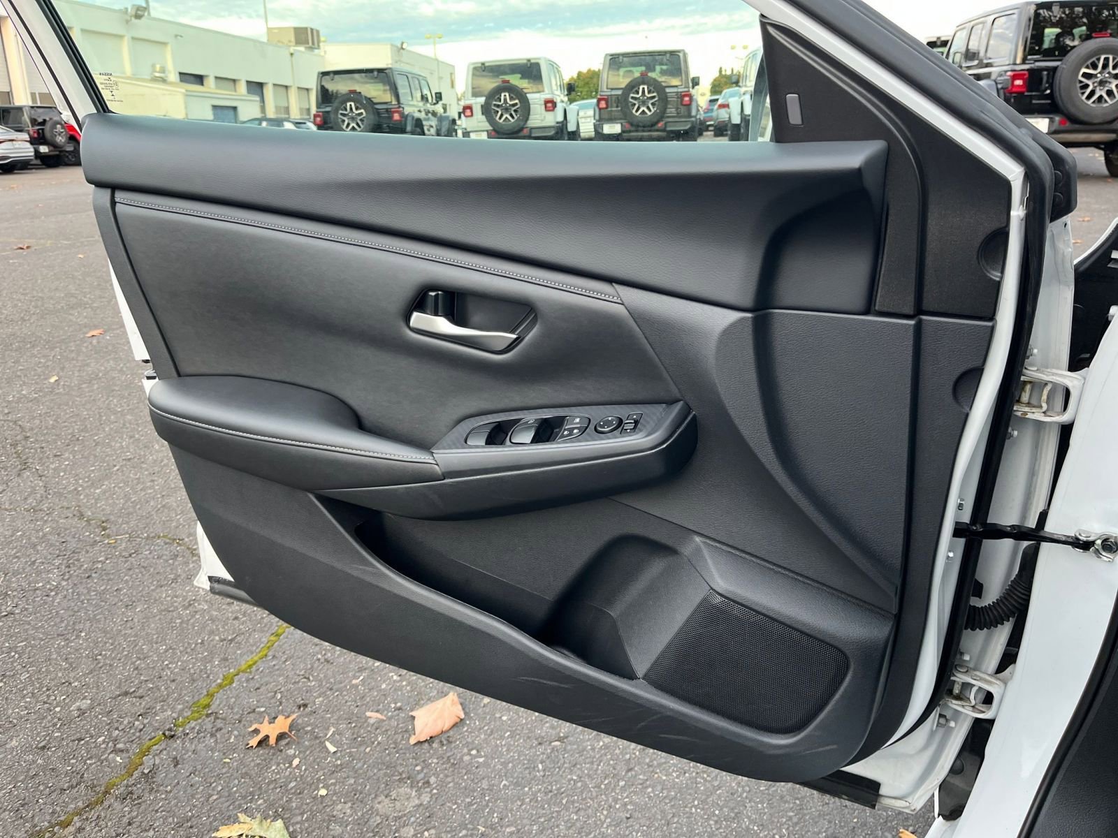 Thumbnail: 2024 Nissan Sentra - 20