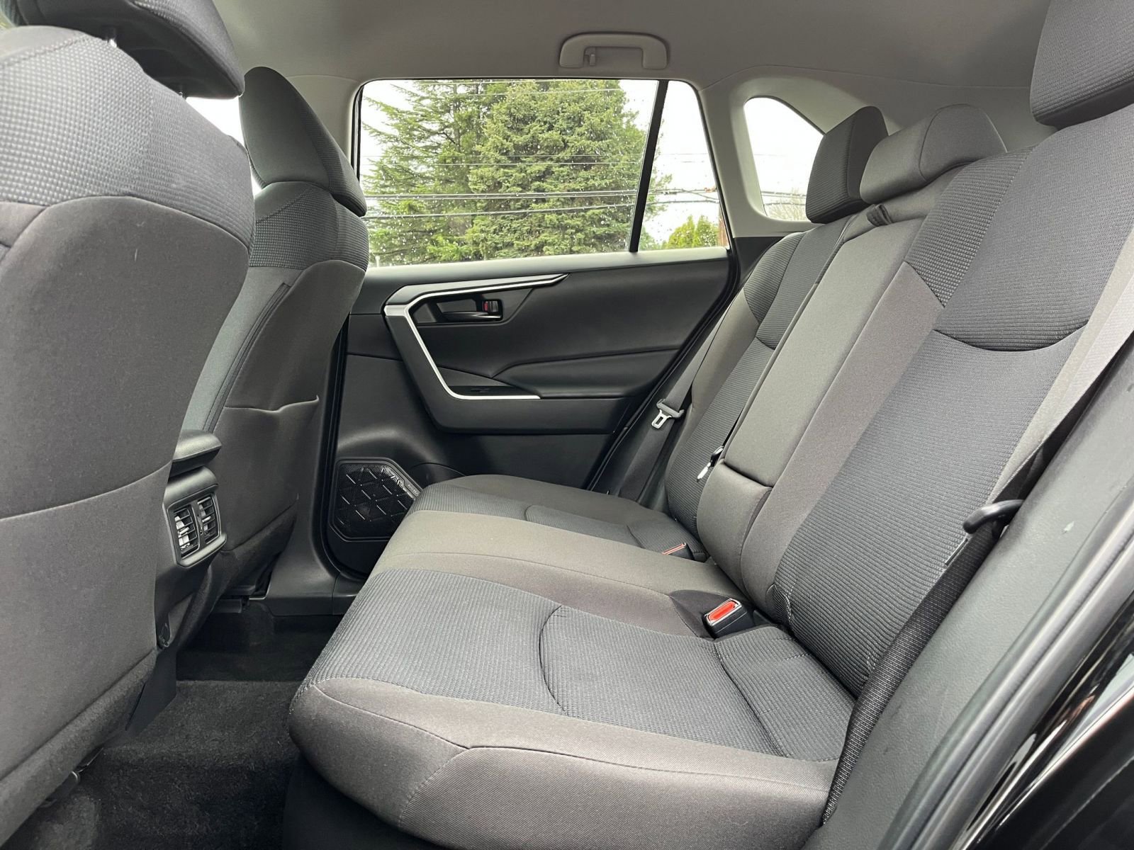 Thumbnail: 2025 Toyota RAV4 - 23