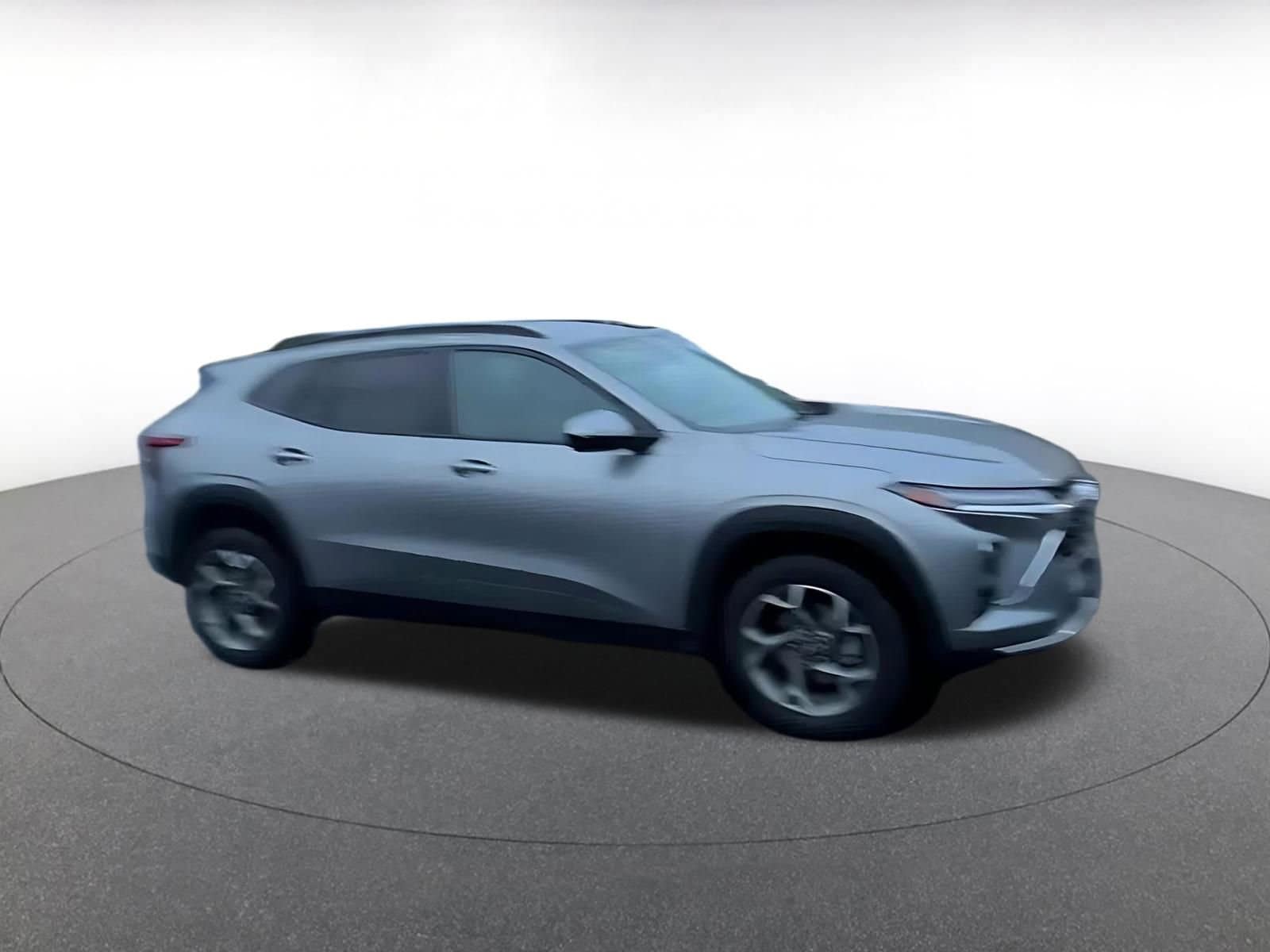 Thumbnail: 2025 Chevrolet Trax - 2