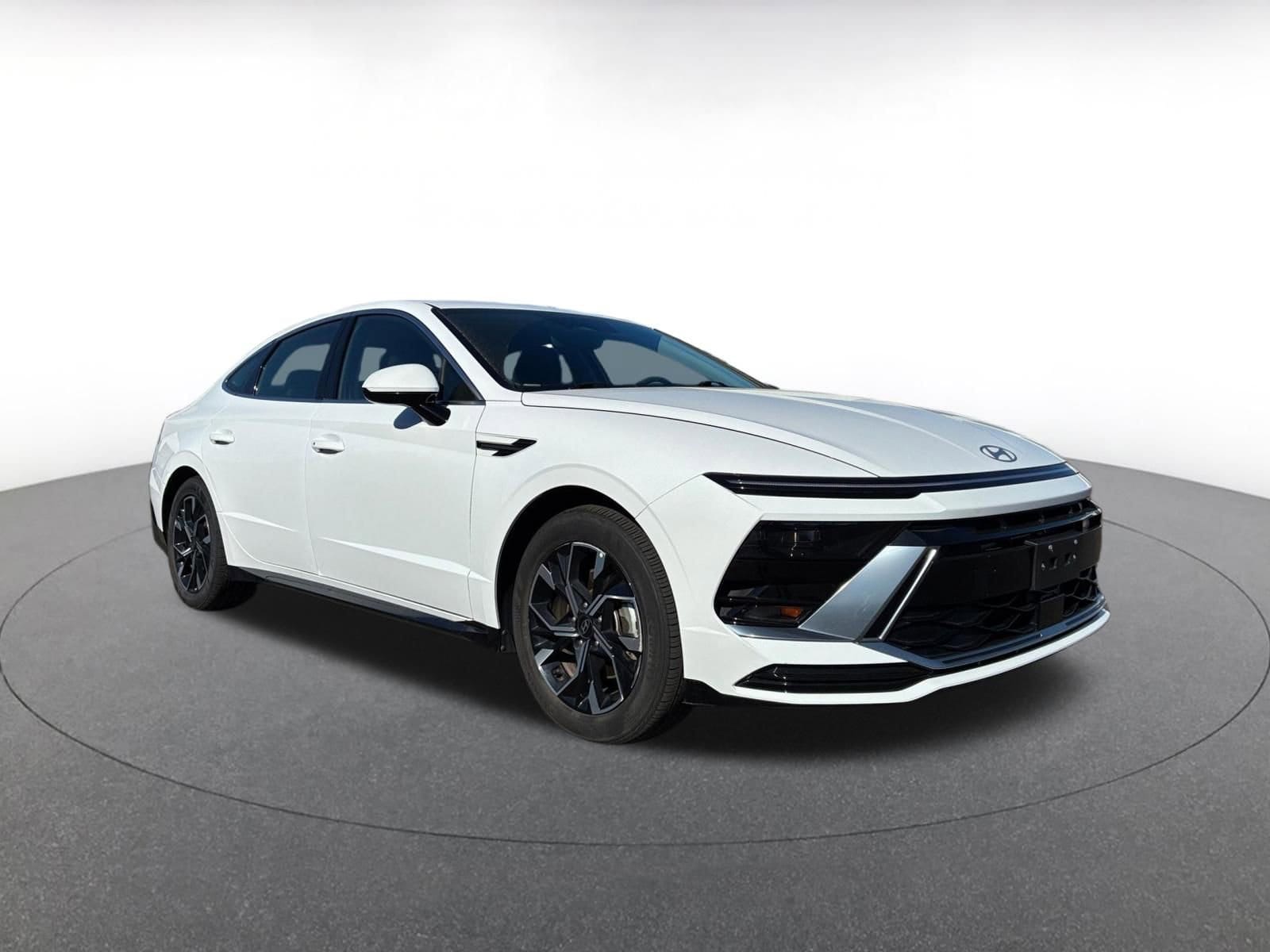 Thumbnail: 2025 Hyundai Sonata - 1