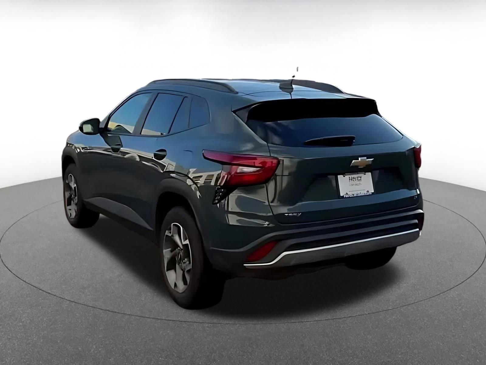 Thumbnail: 2025 Chevrolet Trax - 9