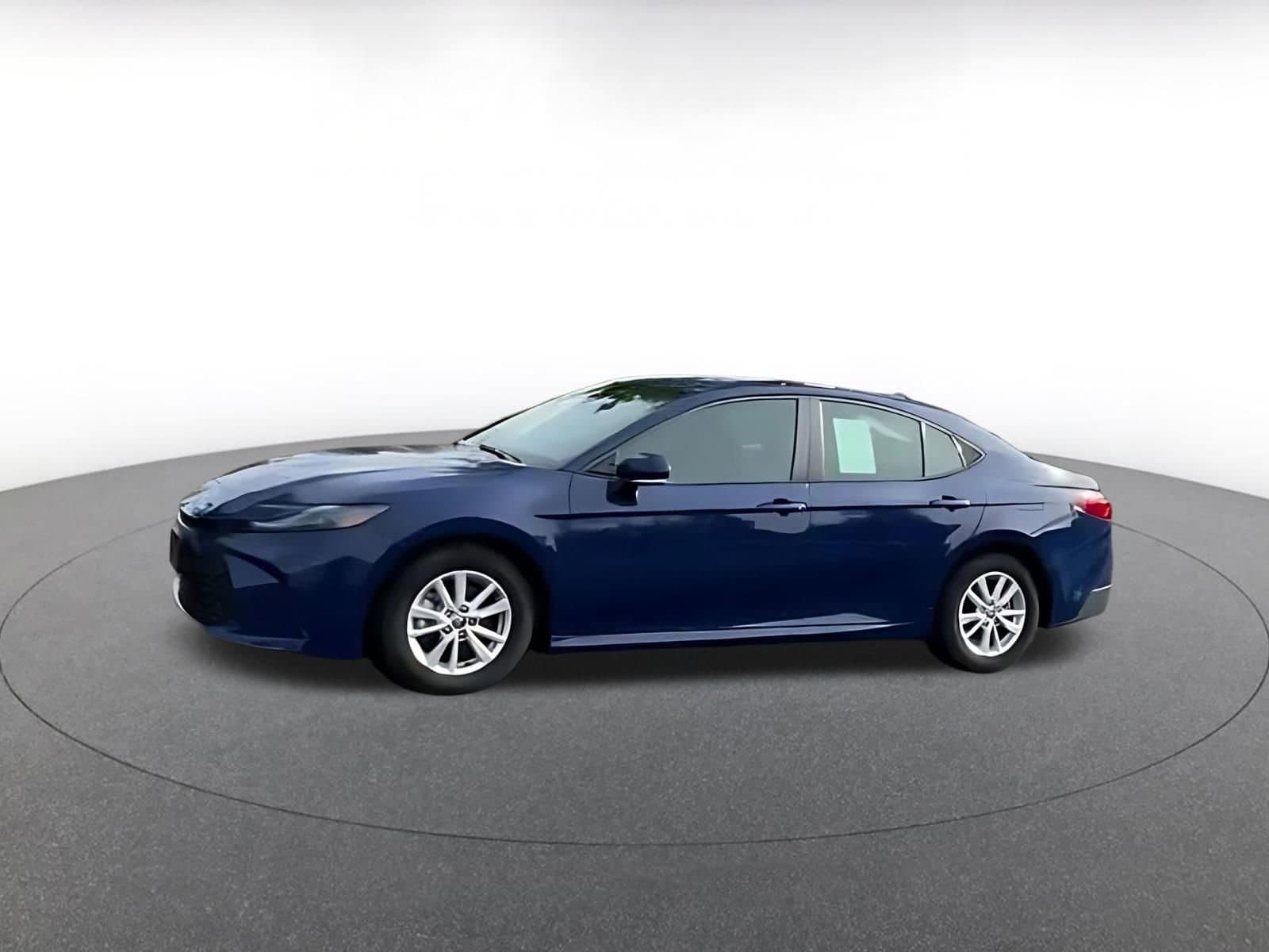 Thumbnail: 2025 Toyota Camry - 4