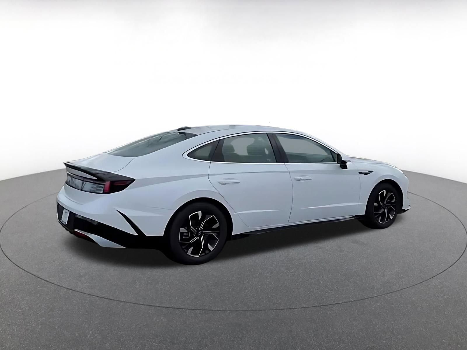 Thumbnail: 2025 Hyundai Sonata - 14