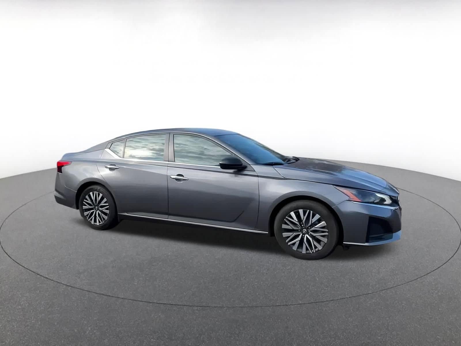 Thumbnail: 2024 Nissan Altima - 2
