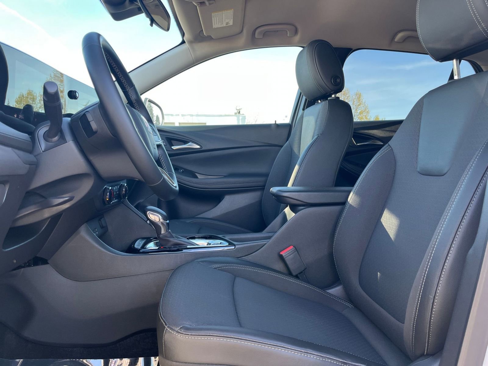 Thumbnail: 2025 Buick Encore GX - 27