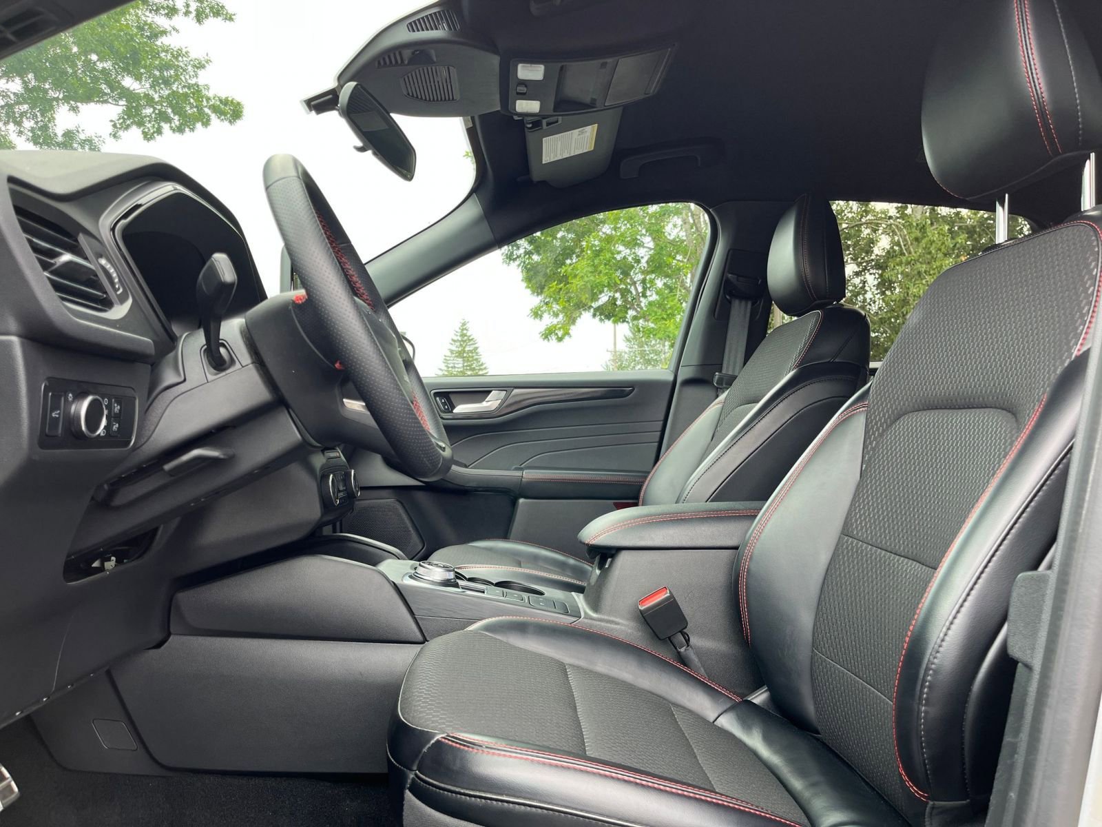 Thumbnail: 2024 Ford Escape - 28