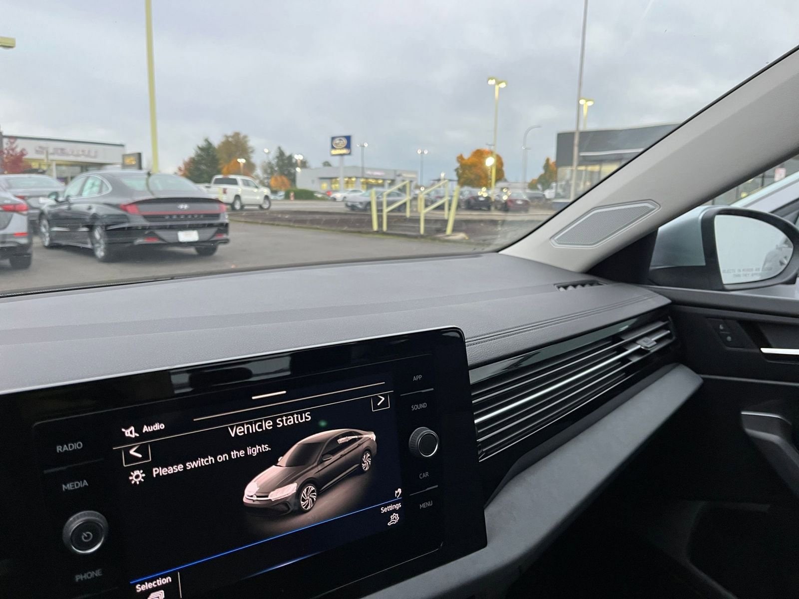 Thumbnail: 2025 Volkswagen Jetta - 34