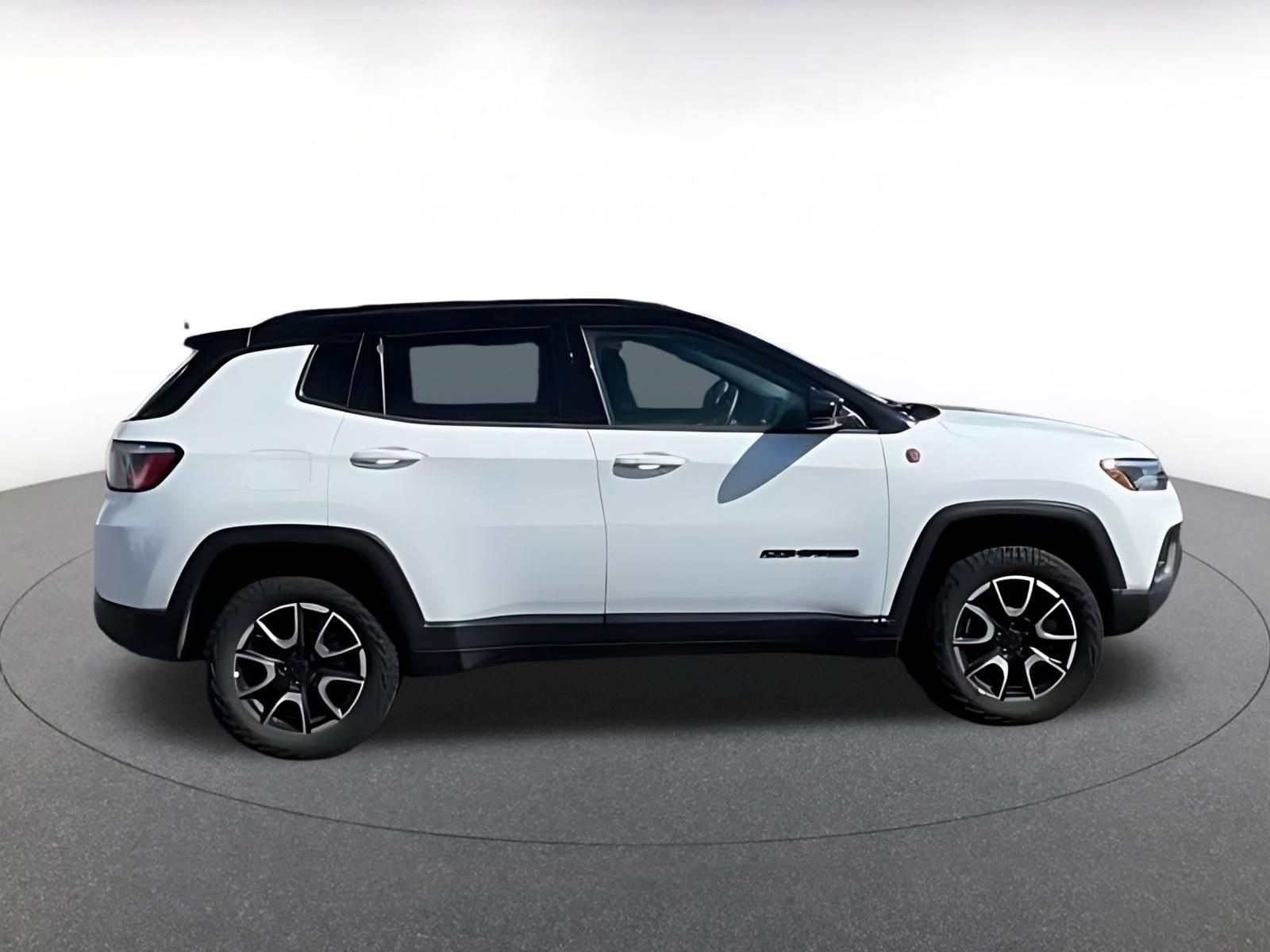 Thumbnail: 2025 Jeep Compass - 12