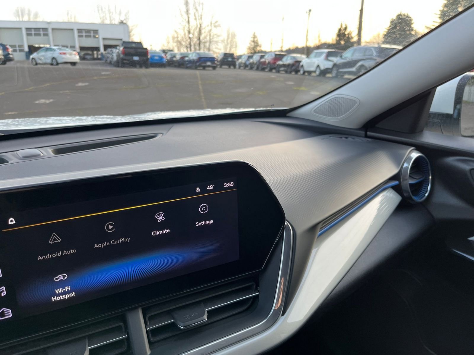 Thumbnail: 2025 Chevrolet Trax - 33