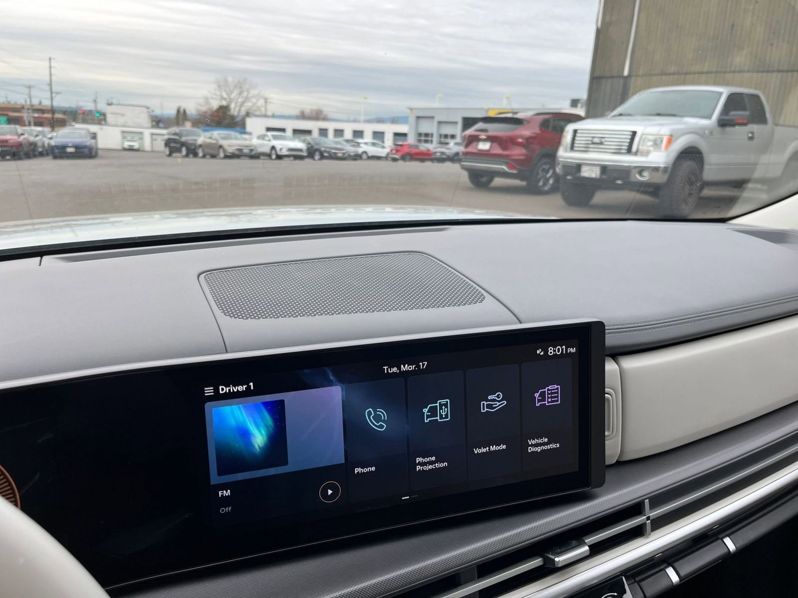 Thumbnail: 2025 Hyundai Santa Fe - 18