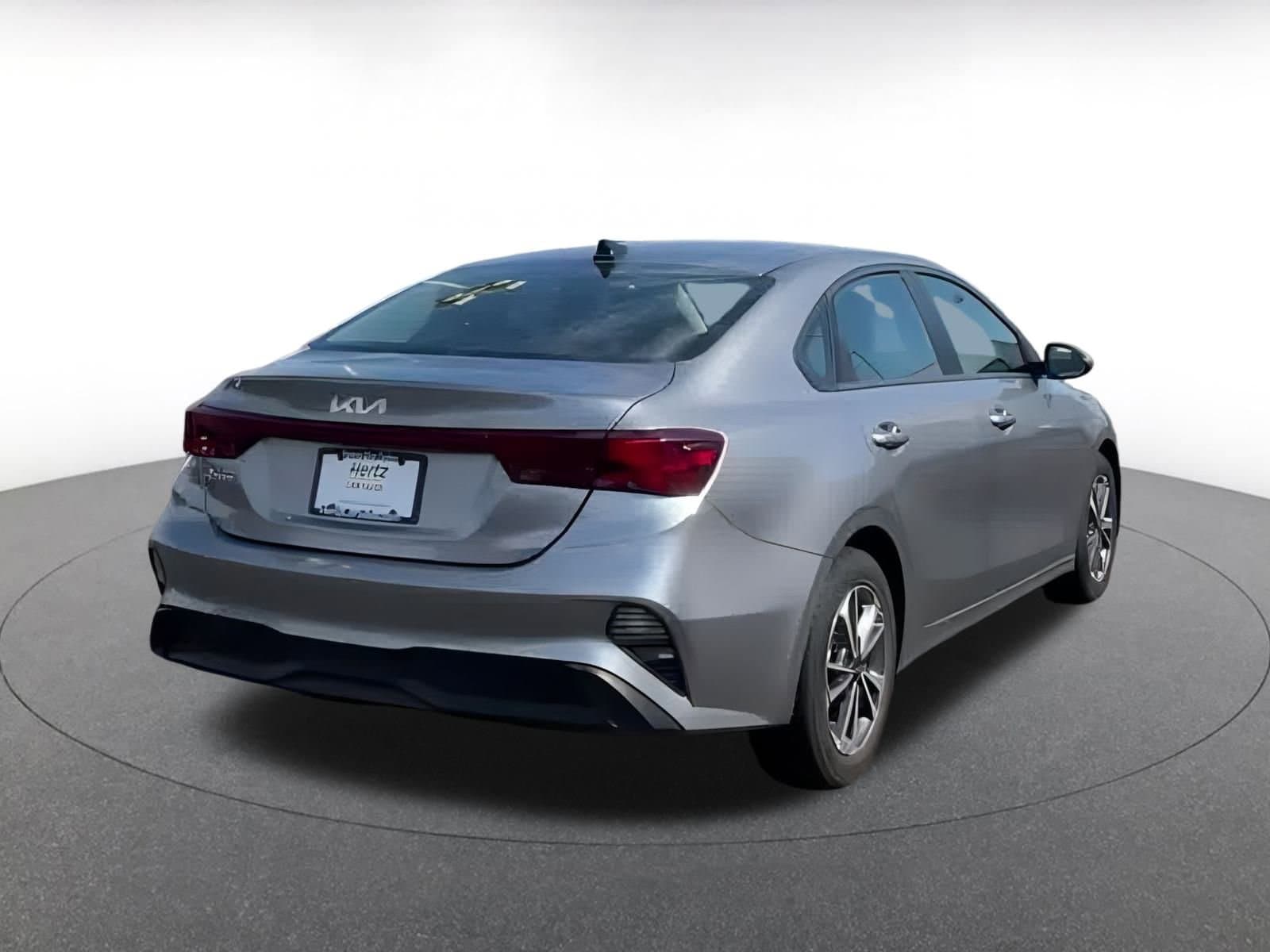 Thumbnail: 2024 Kia Forte - 15