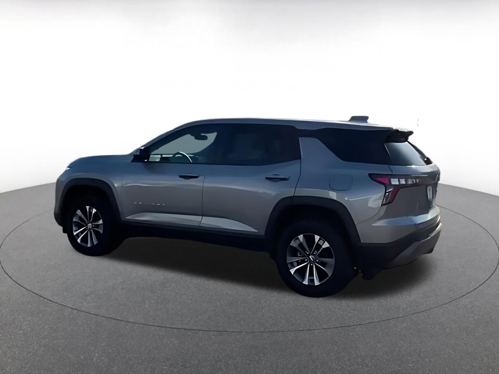 Thumbnail: 2025 Chevrolet Equinox - 16