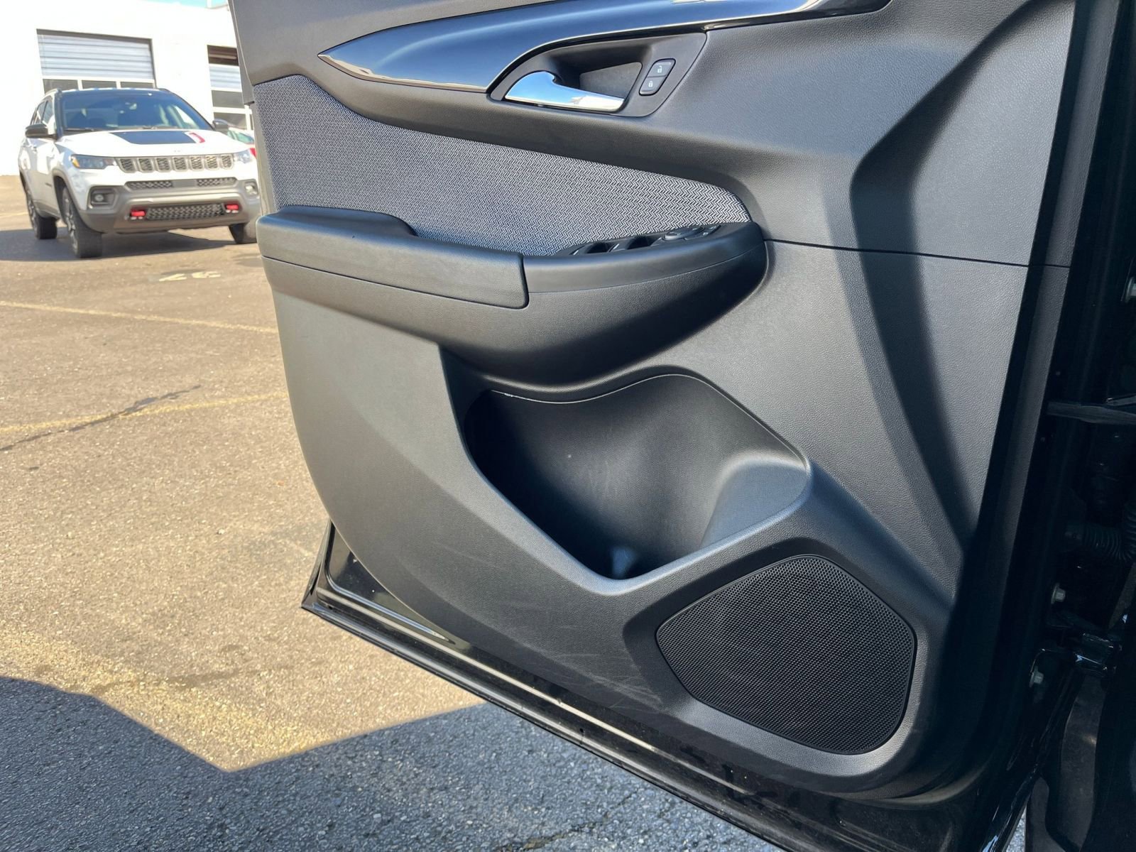 Thumbnail: 2025 Chevrolet TrailBlazer - 18