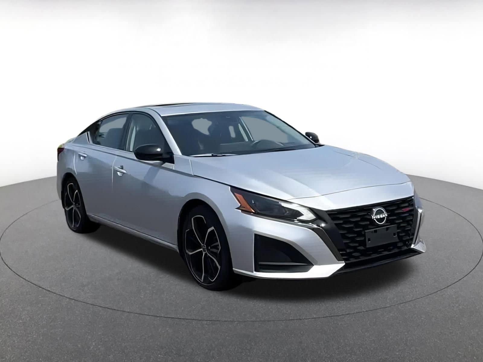 Thumbnail: 2024 Nissan Altima - 3