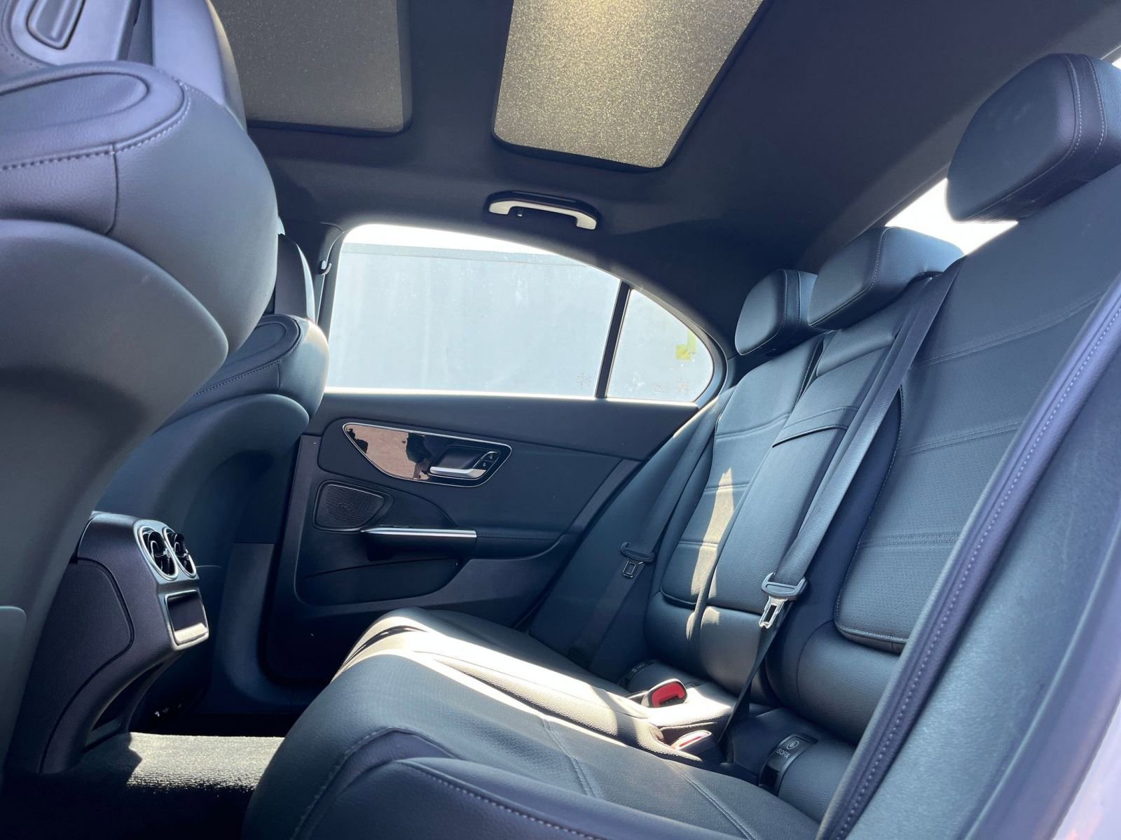 2024 Mercedes-Benz C-Class C 300 27