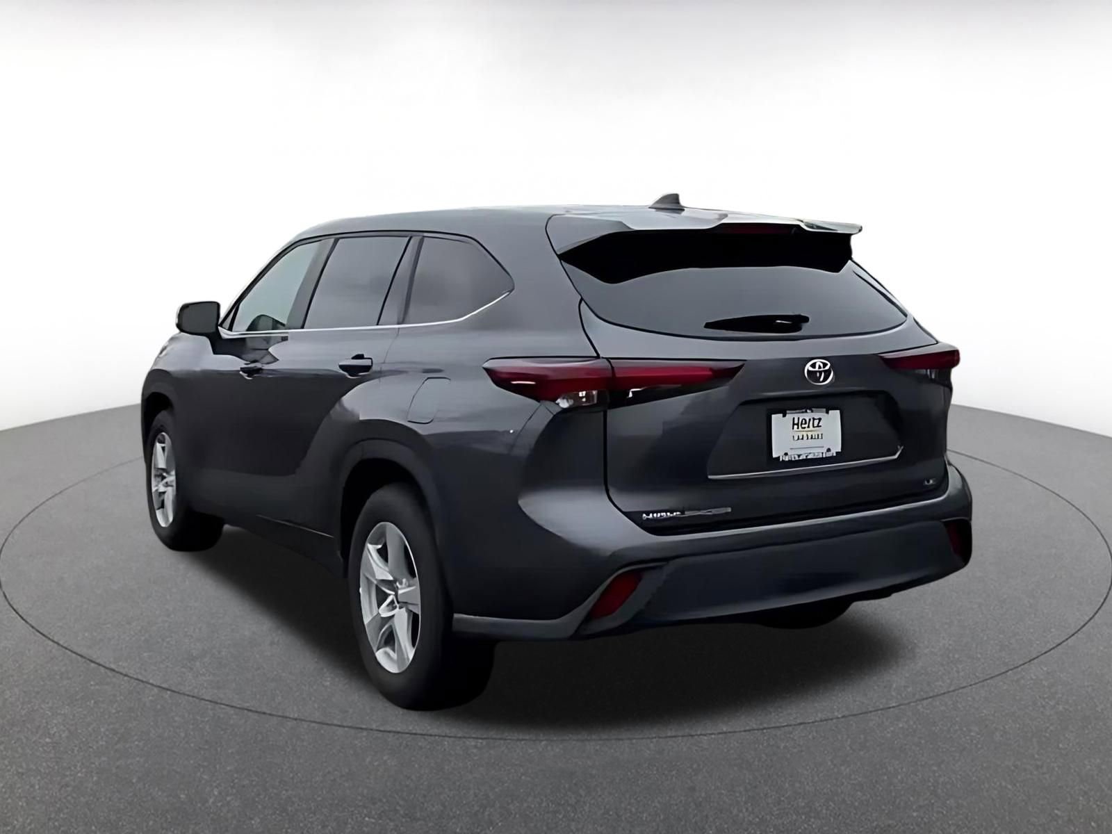 Thumbnail: 2025 Toyota Highlander - 12