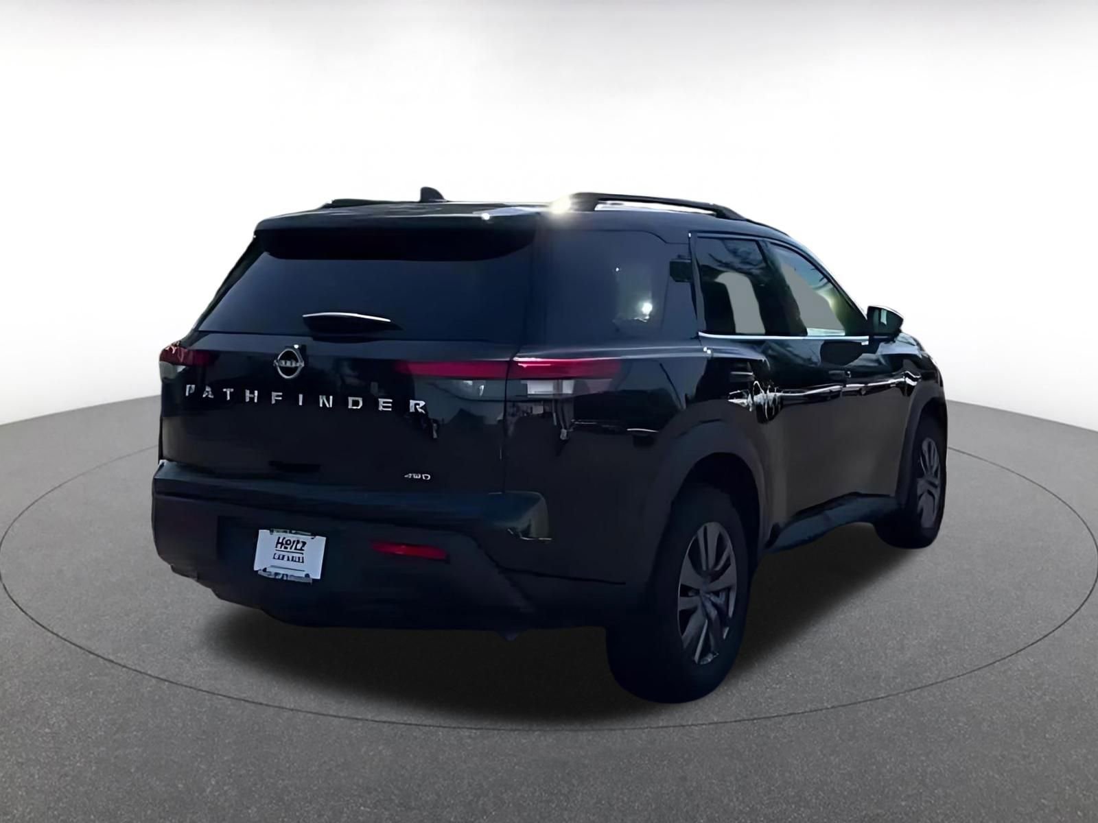 Thumbnail: 2025 Nissan Pathfinder - 12