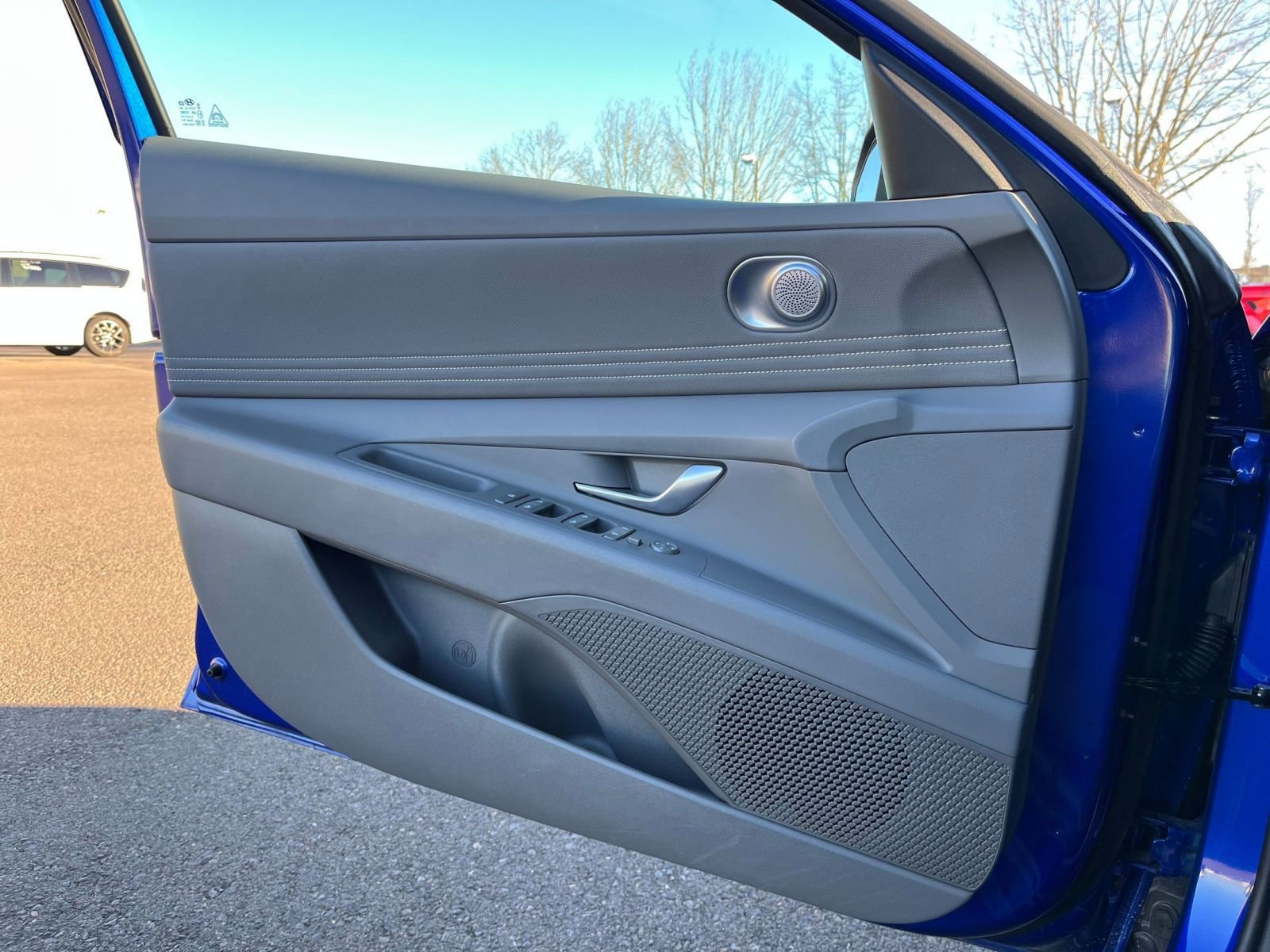 Thumbnail: 2025 Hyundai Elantra - 20