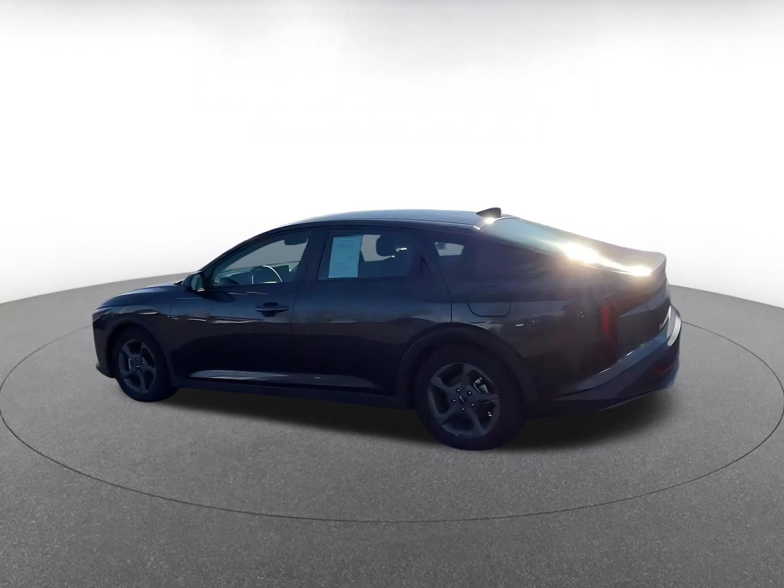 Thumbnail: 2025 Kia K4 - 10