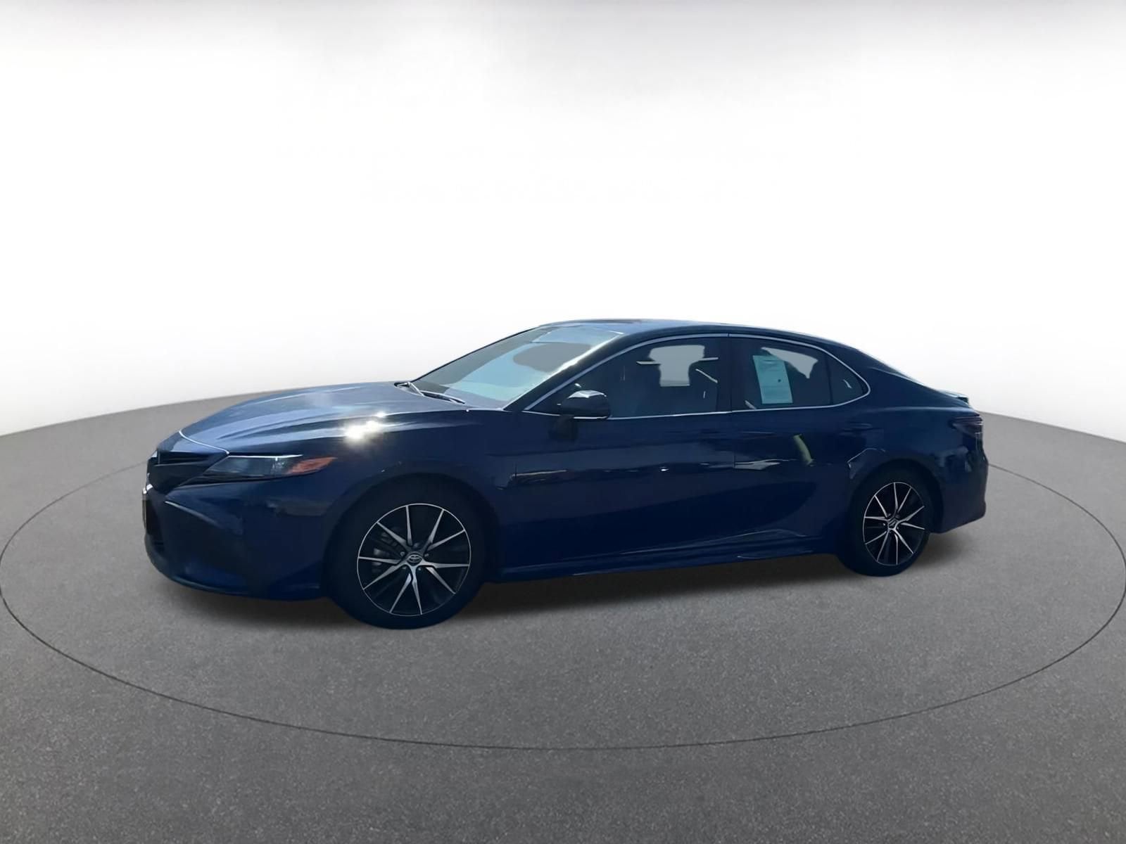 2024 Toyota Camry SE 7