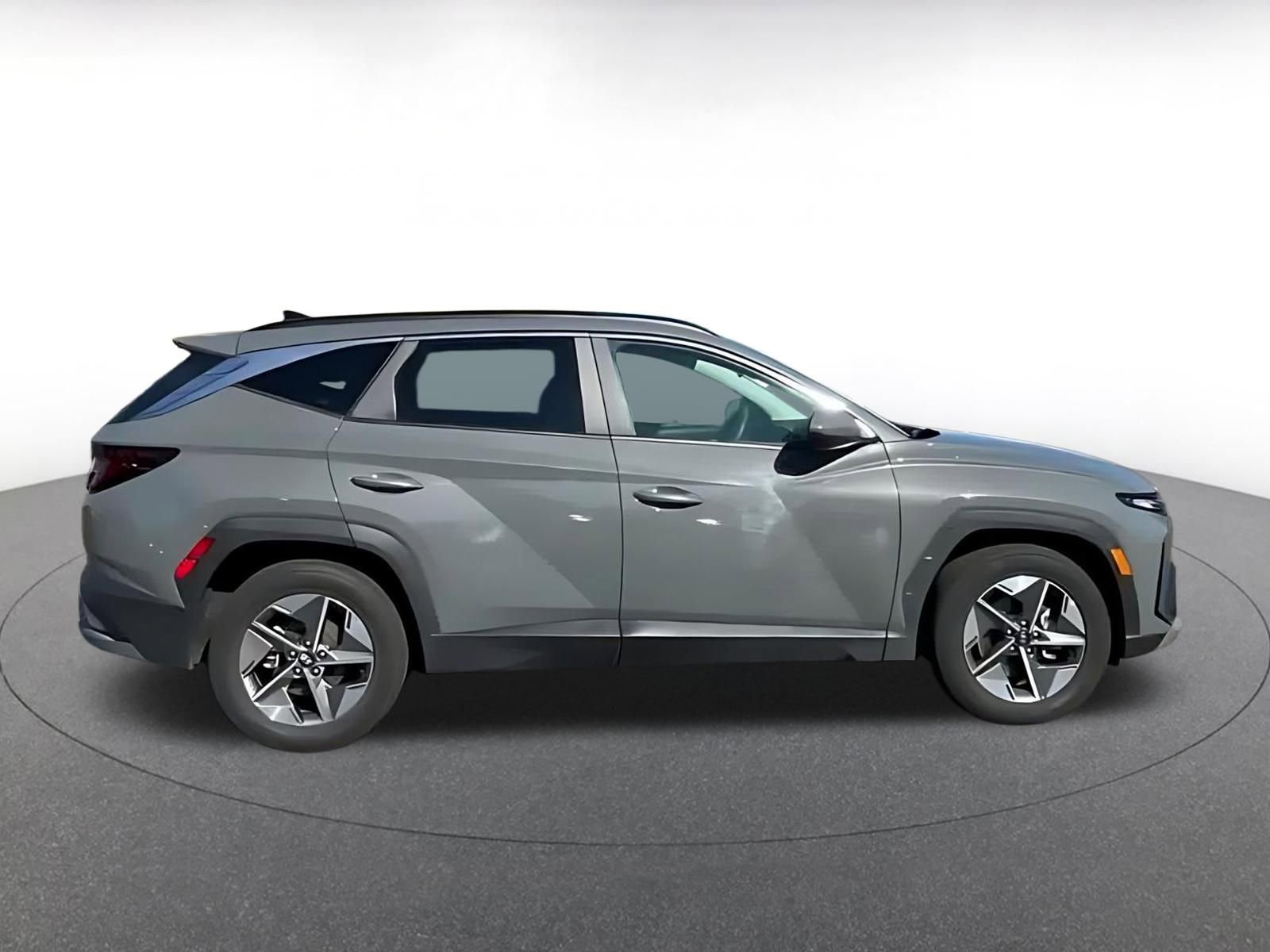 Thumbnail: 2025 Hyundai Tucson - 17