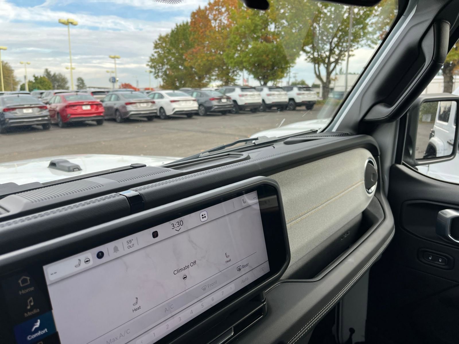 Thumbnail: 2025 Jeep Wrangler - 34