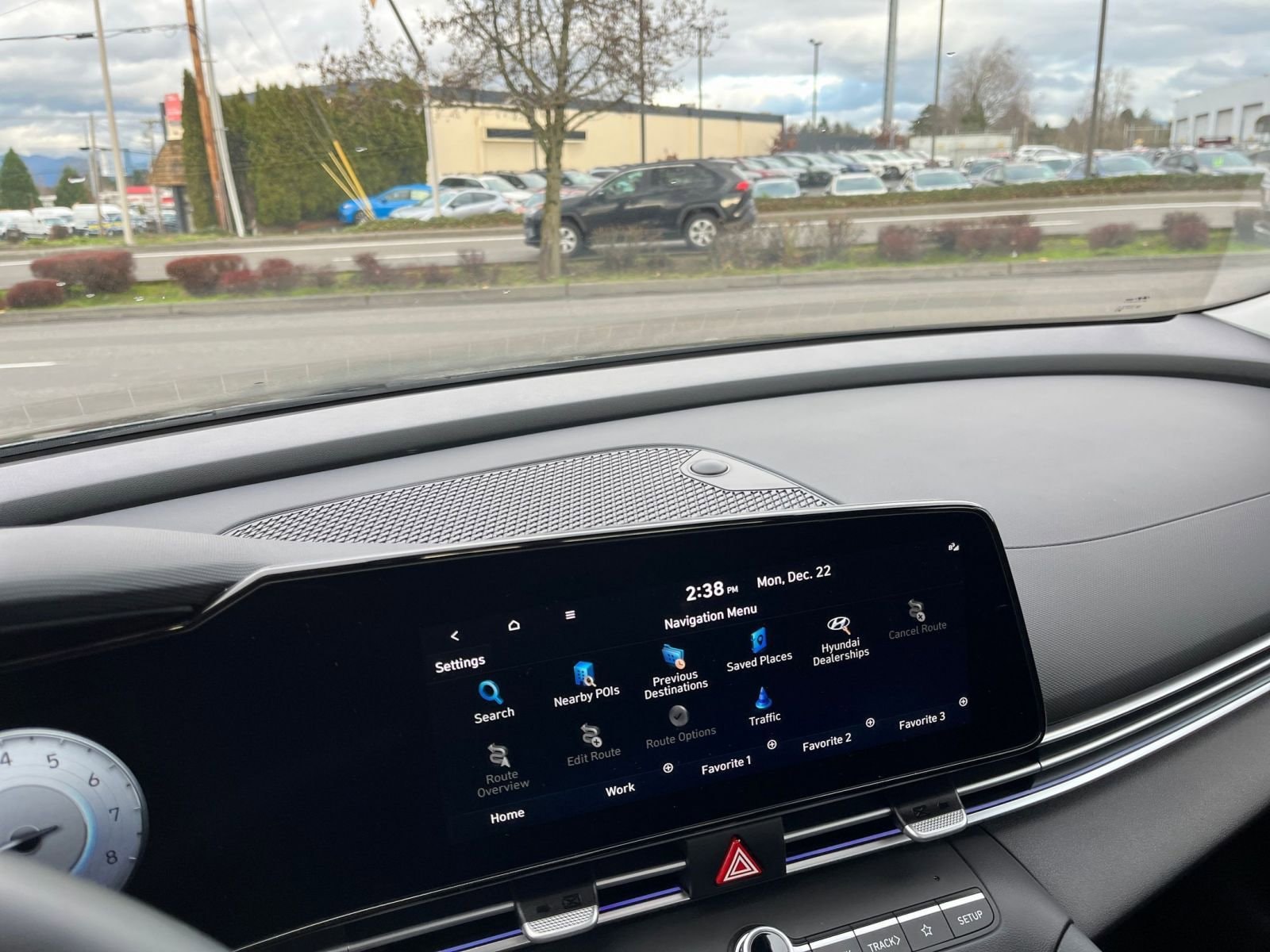 Thumbnail: 2025 Hyundai Elantra - 18