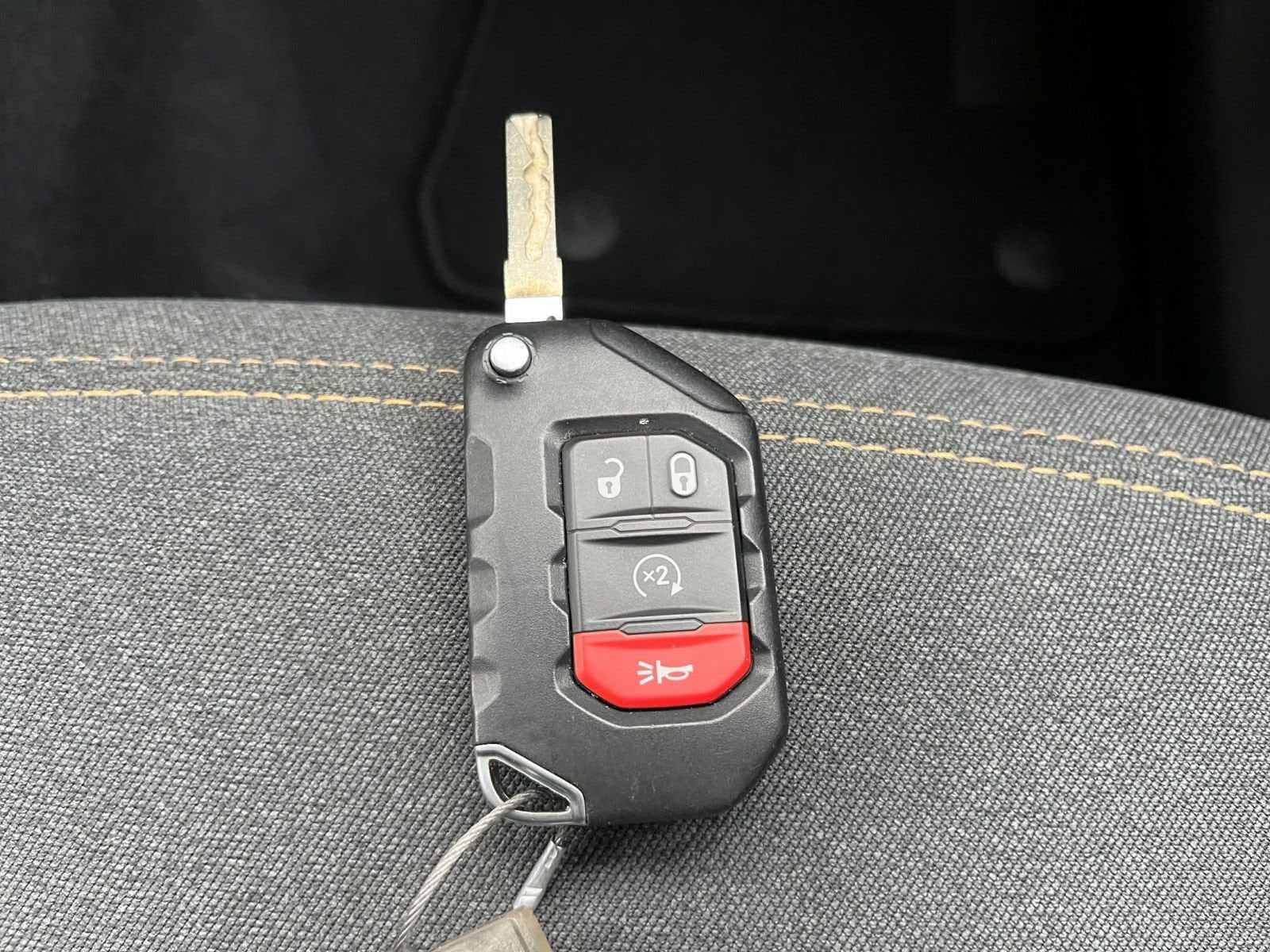 Thumbnail: 2025 Jeep Wrangler - 22