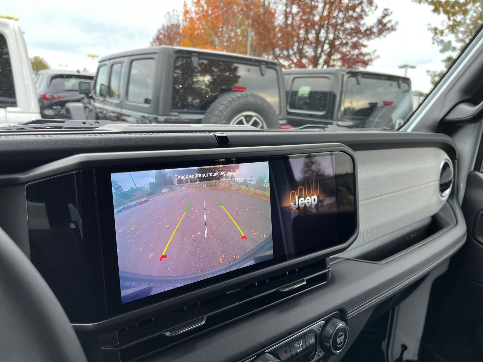 Thumbnail: 2025 Jeep Wrangler - 17