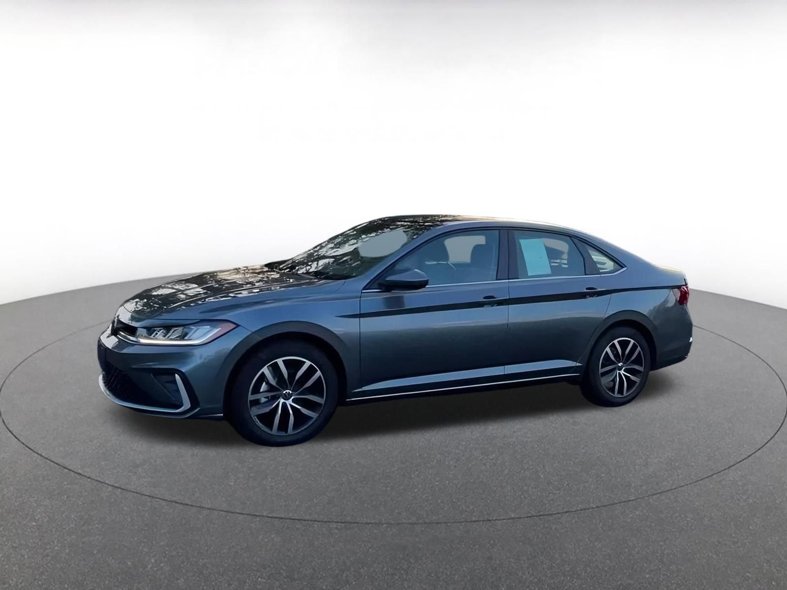 Thumbnail: 2025 Volkswagen Jetta - 11