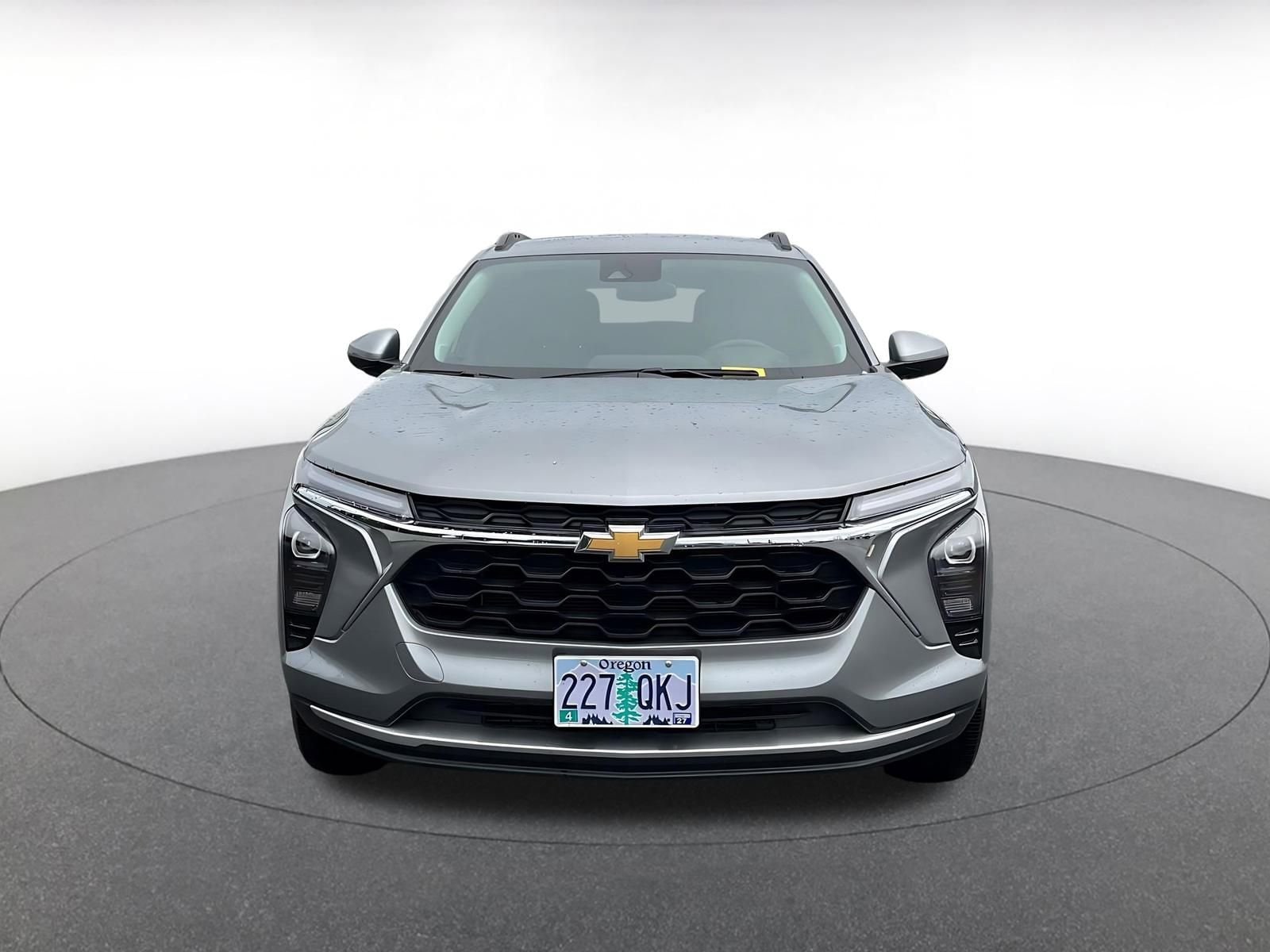 Thumbnail: 2025 Chevrolet Trax - 2