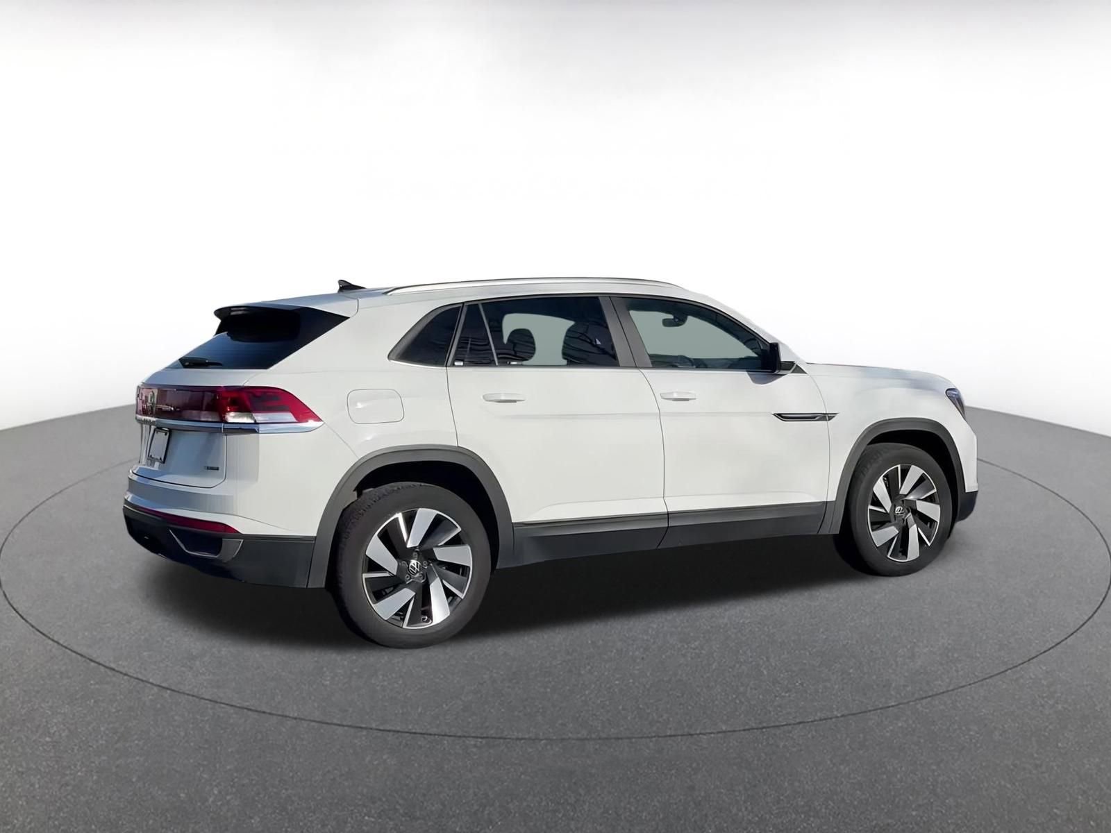 Thumbnail: 2024 Volkswagen Atlas - 15