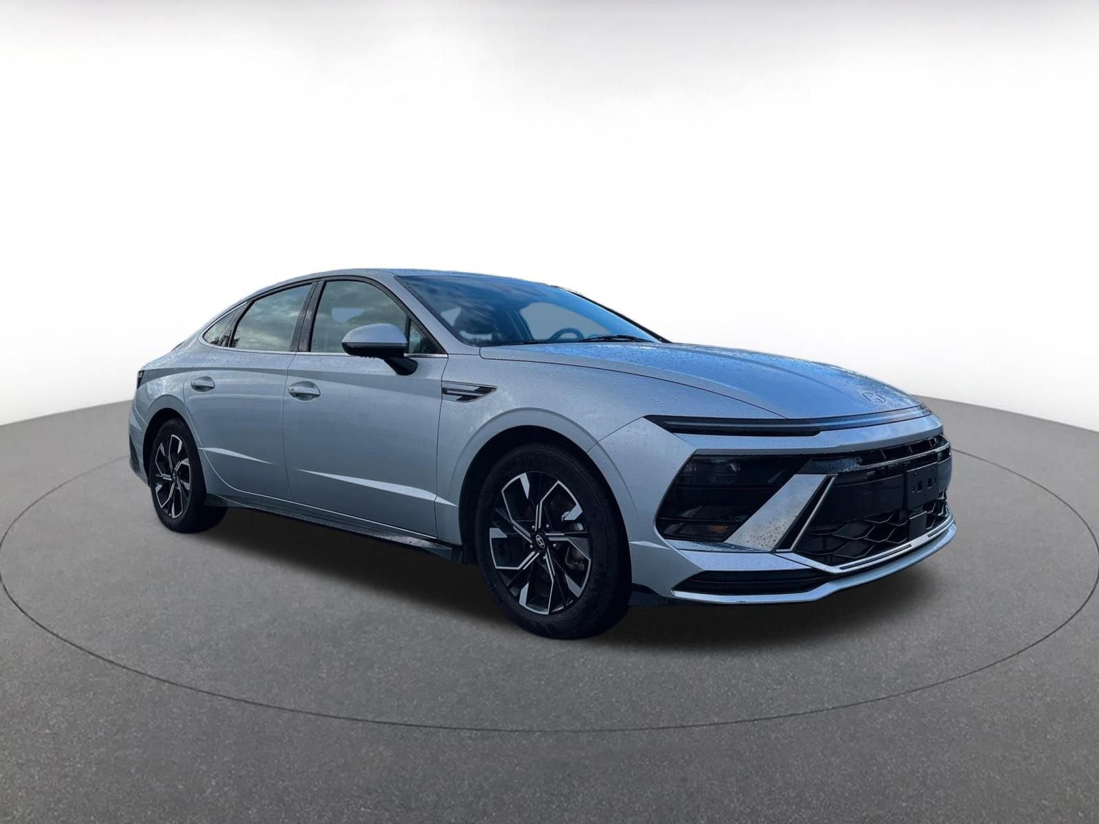 Thumbnail: 2025 Hyundai Sonata - 1