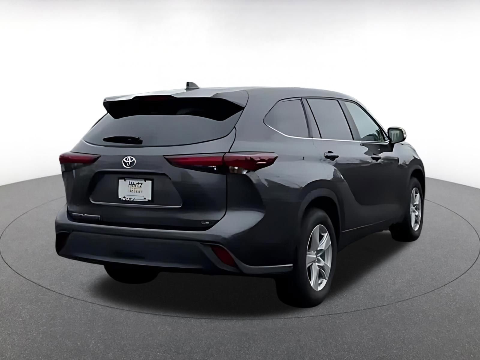 Thumbnail: 2025 Toyota Highlander - 15