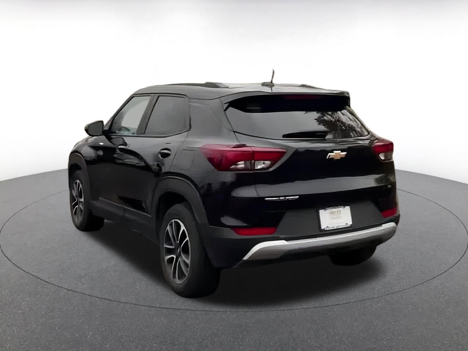 Thumbnail: 2025 Chevrolet TrailBlazer - 11