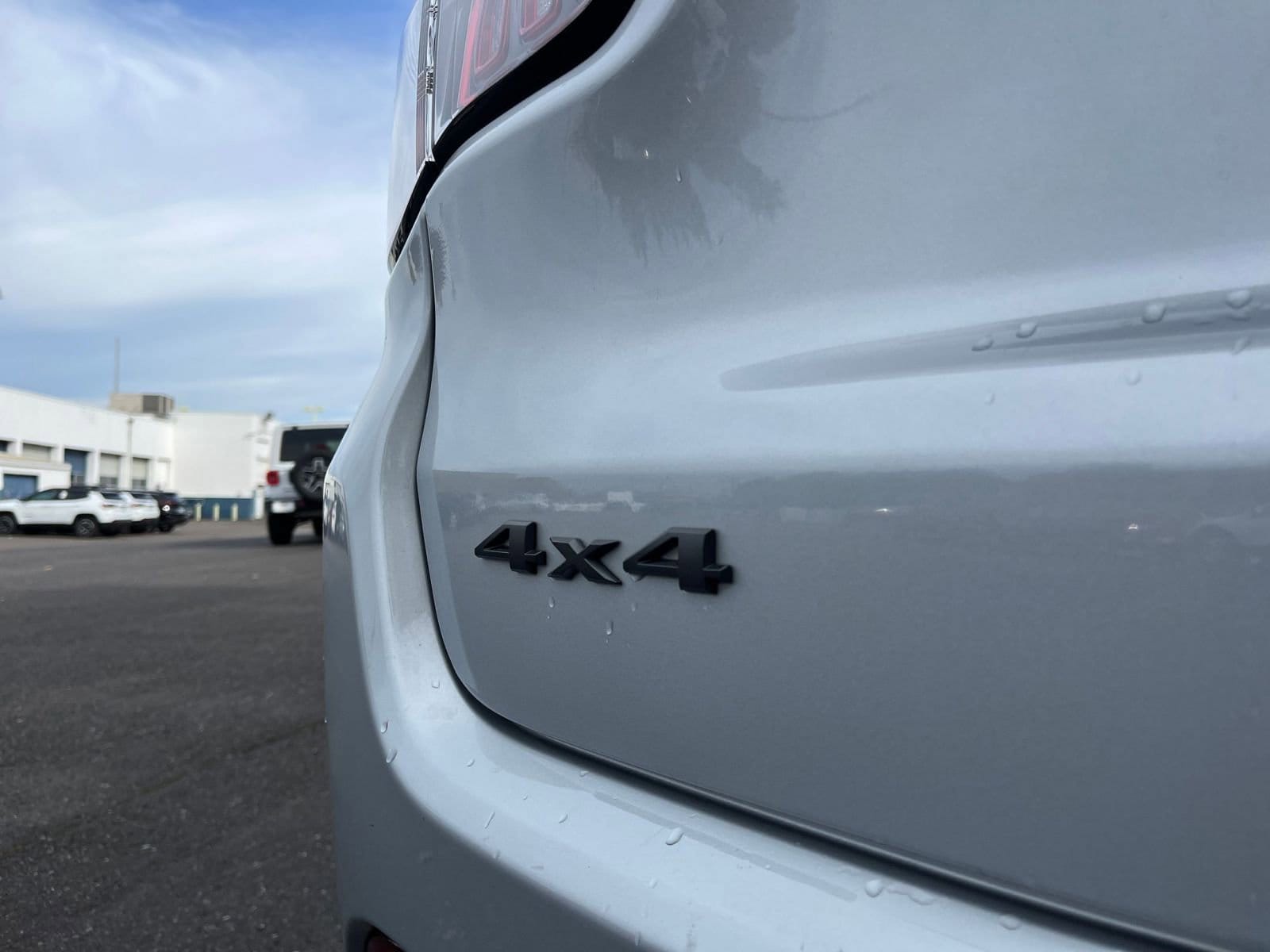 Thumbnail: 2025 Jeep Compass - 17