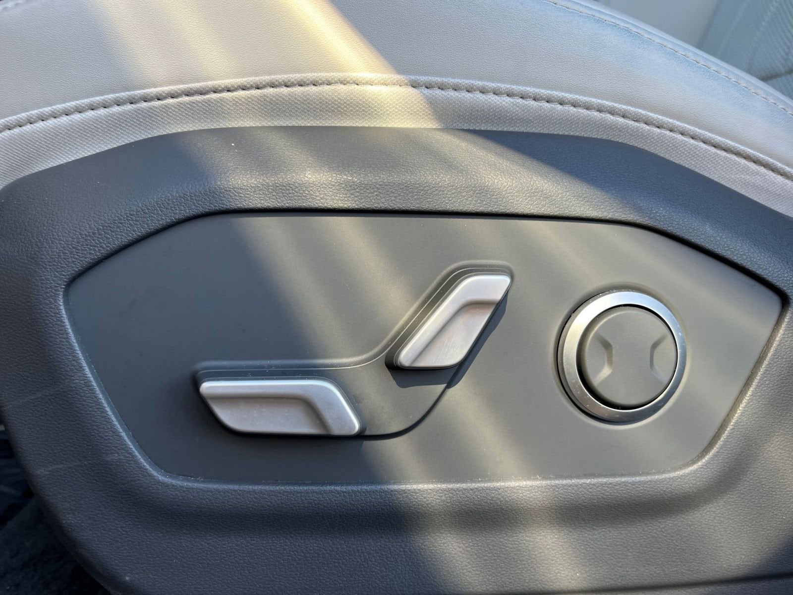 Thumbnail: 2025 Hyundai Santa Fe - 23