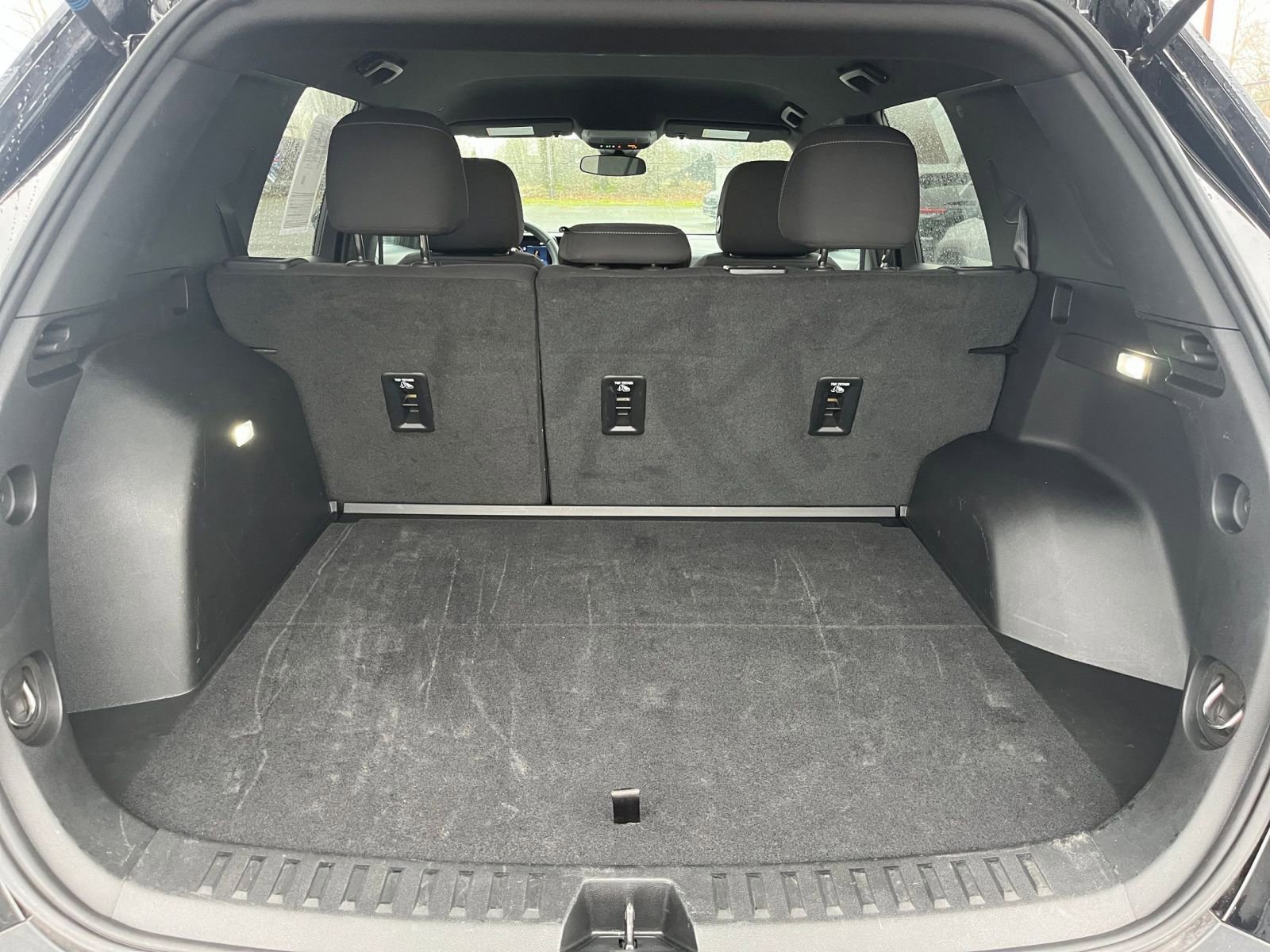 Thumbnail: 2025 Chevrolet Equinox - 31