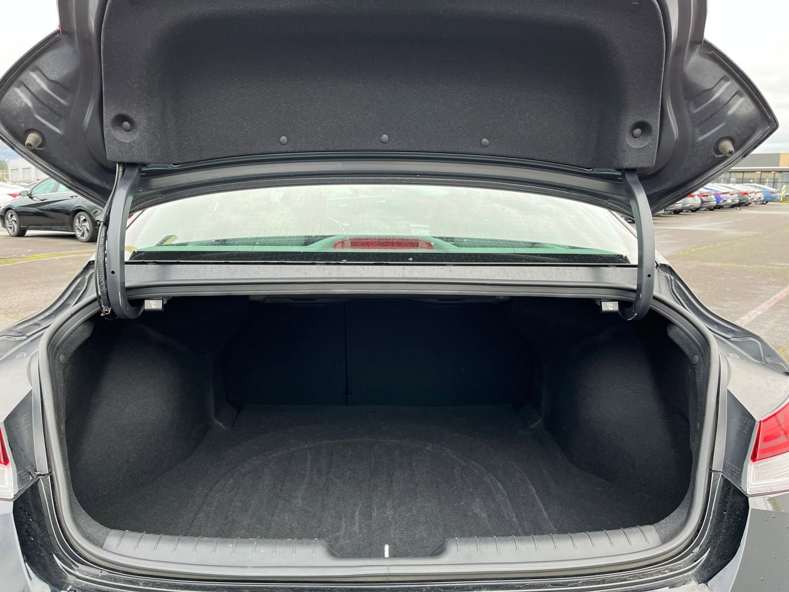 Thumbnail: 2025 Hyundai Elantra - 31