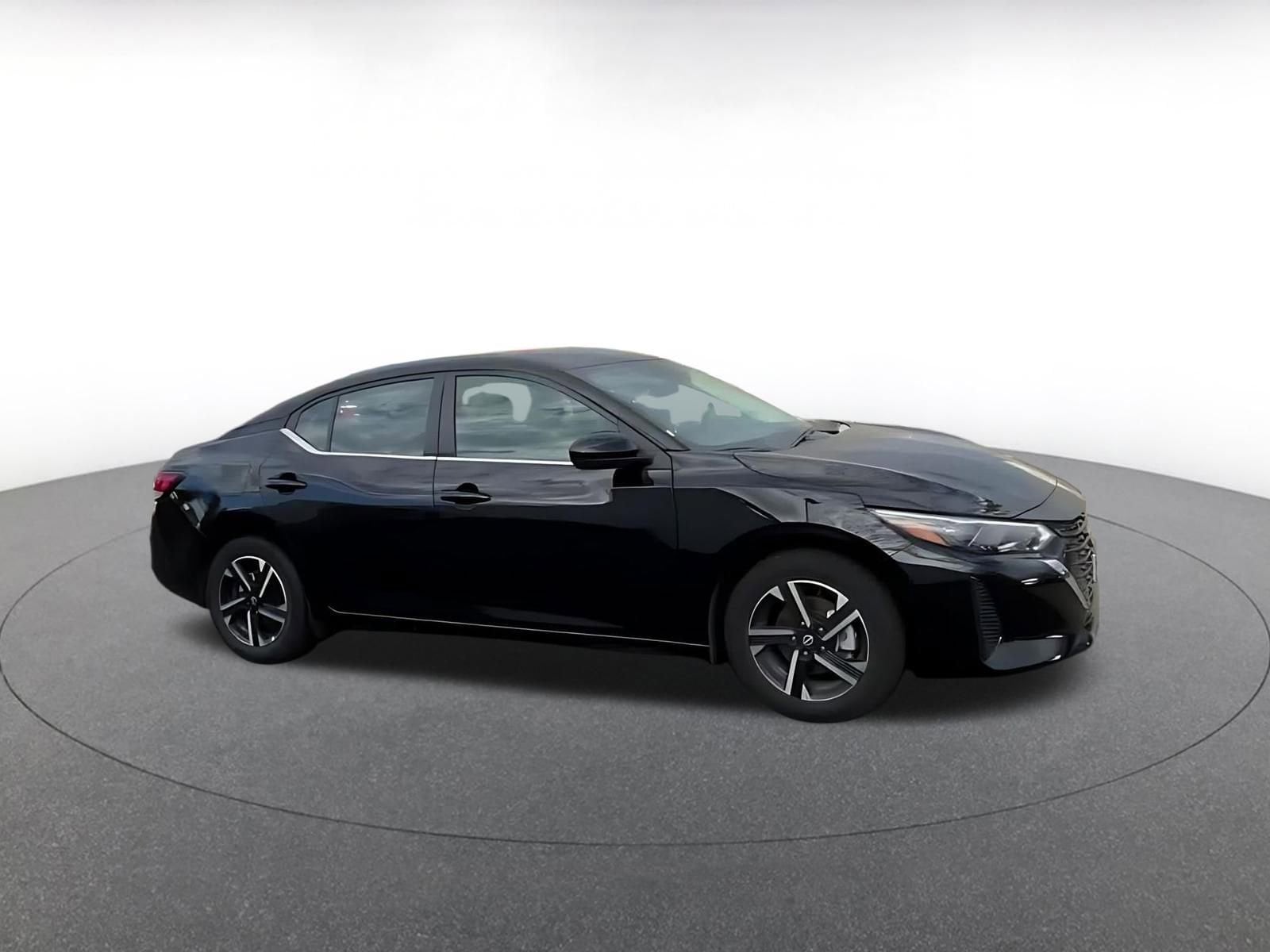 Thumbnail: 2025 Nissan Sentra - 2