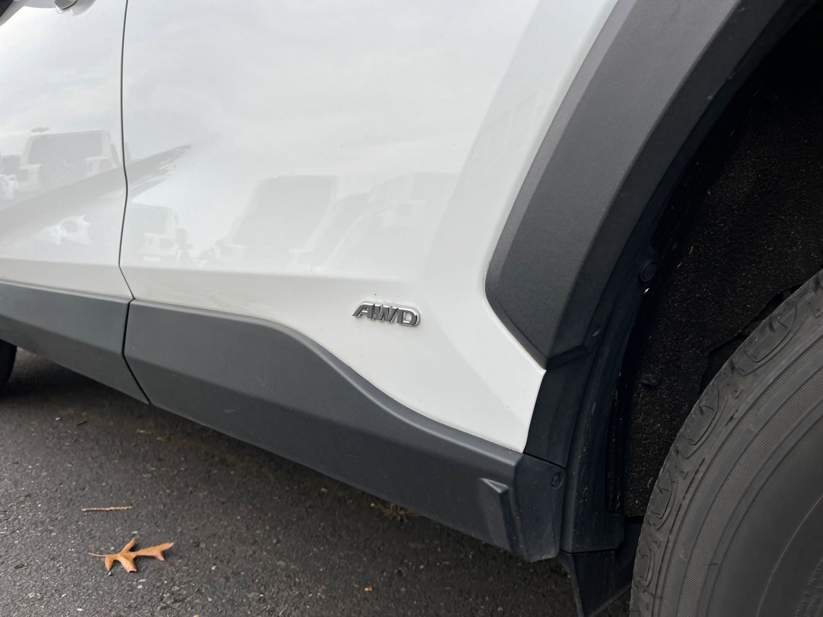 Thumbnail: 2025 Toyota RAV4 - 18