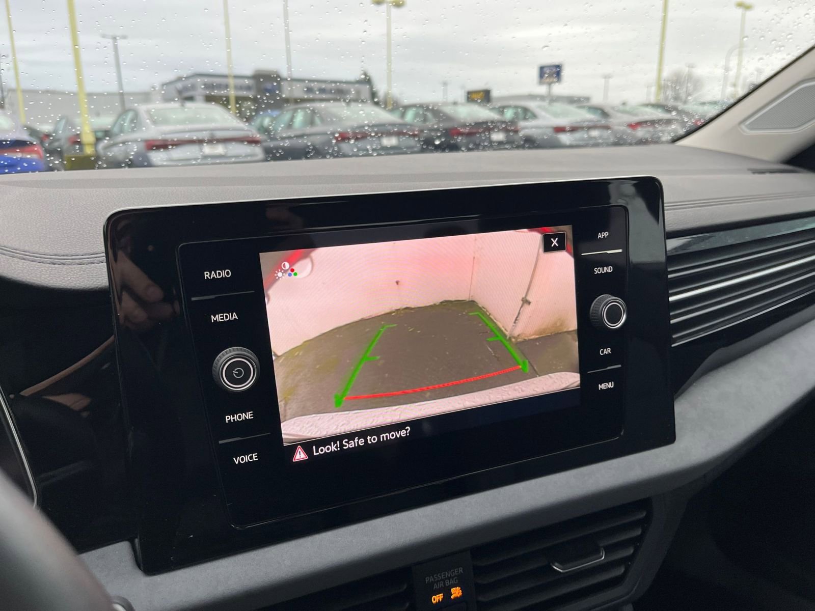 Thumbnail: 2025 Volkswagen Jetta - 17