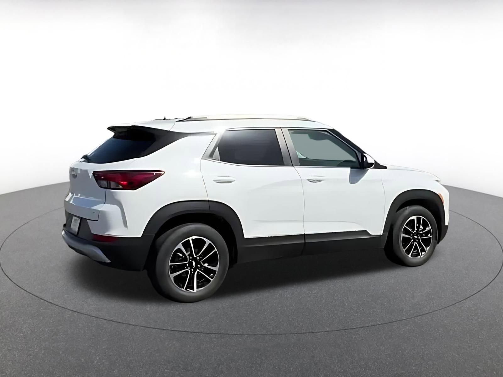 Thumbnail: 2025 Chevrolet TrailBlazer - 4