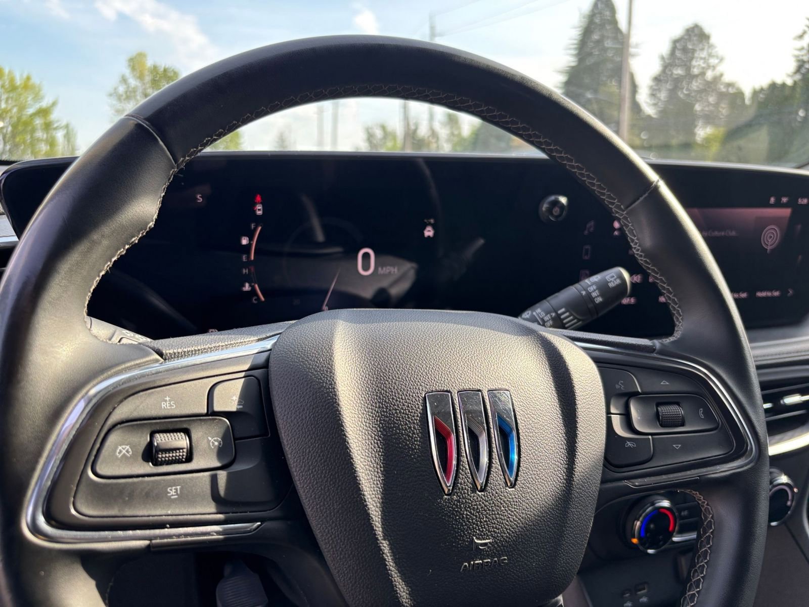 Thumbnail: 2025 Buick Encore GX - 27